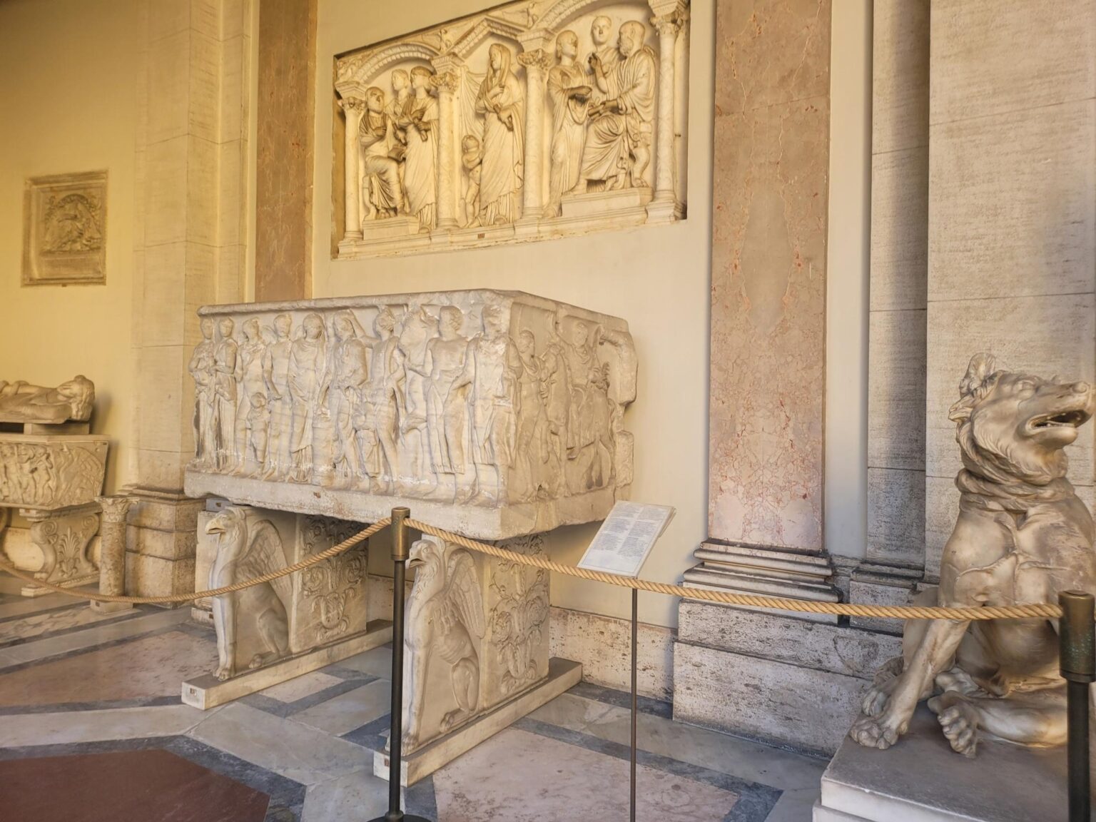 Rome in 8 Days: Walking 100 km Through a History Textbook