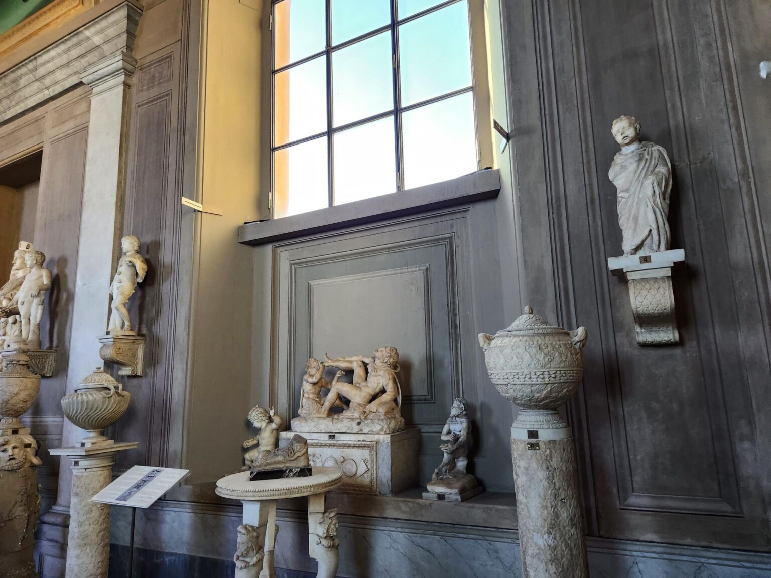Rome in 8 Days: Walking 100 km Through a History Textbook