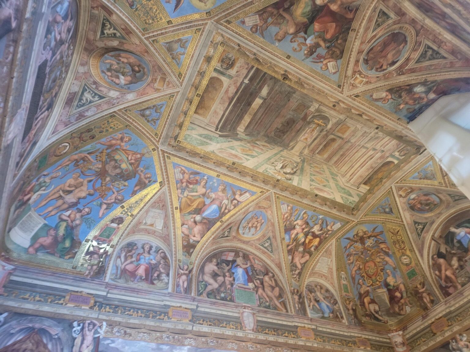Rome in 8 Days: Walking 100 km Through a History Textbook