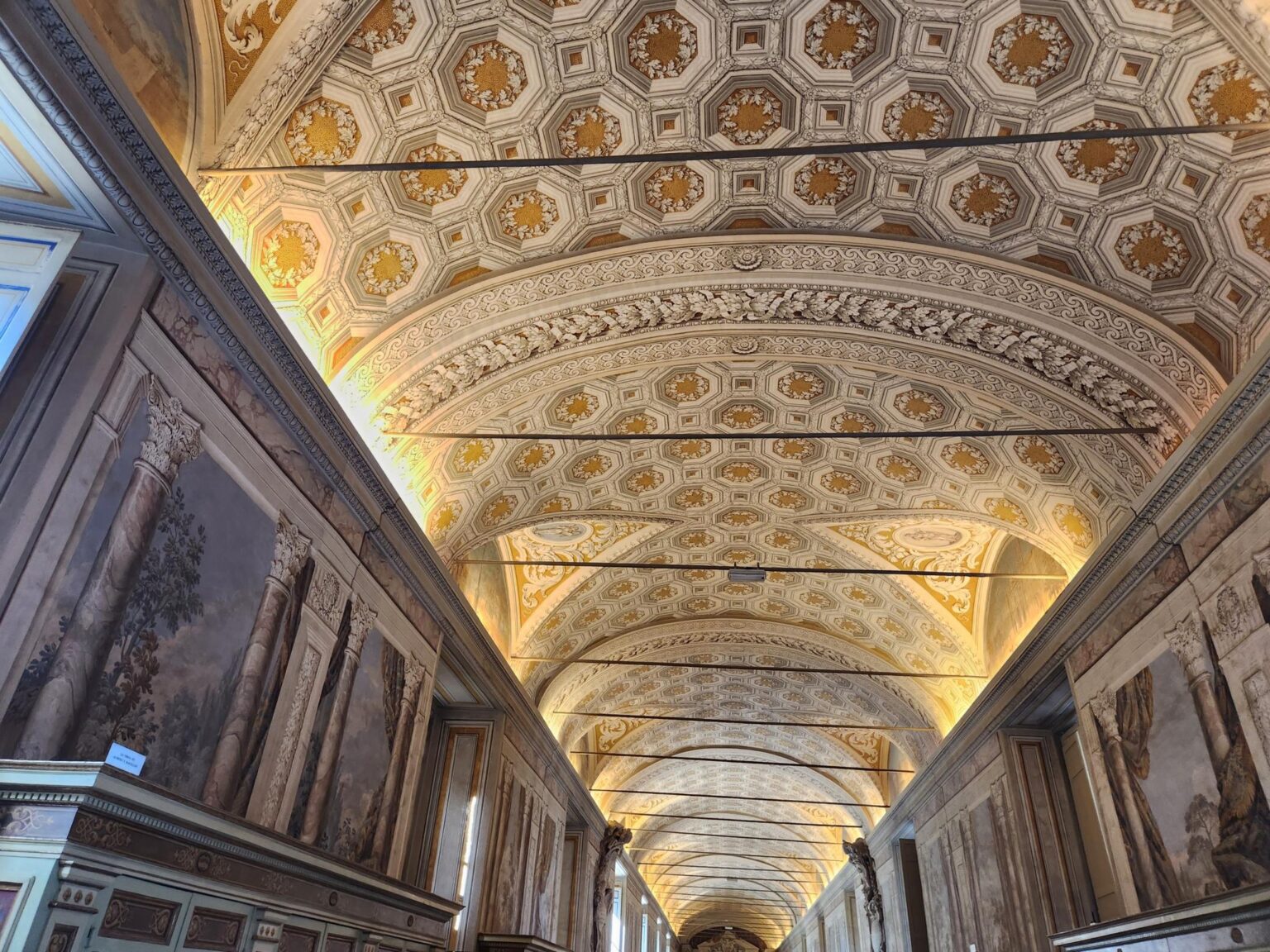 Rome in 8 Days: Walking 100 km Through a History Textbook