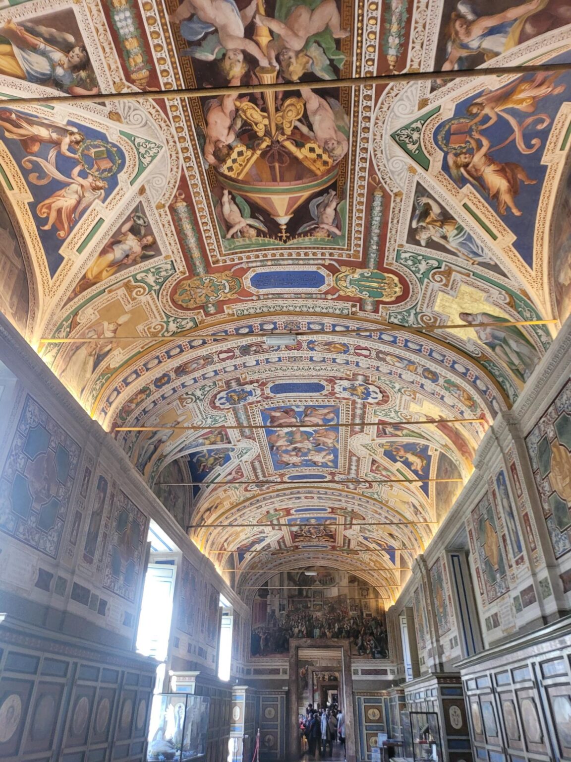Rome in 8 Days: Walking 100 km Through a History Textbook