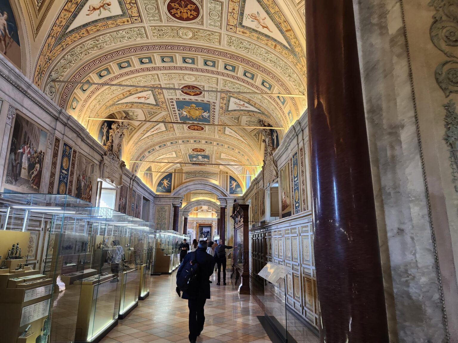 Rome in 8 Days: Walking 100 km Through a History Textbook