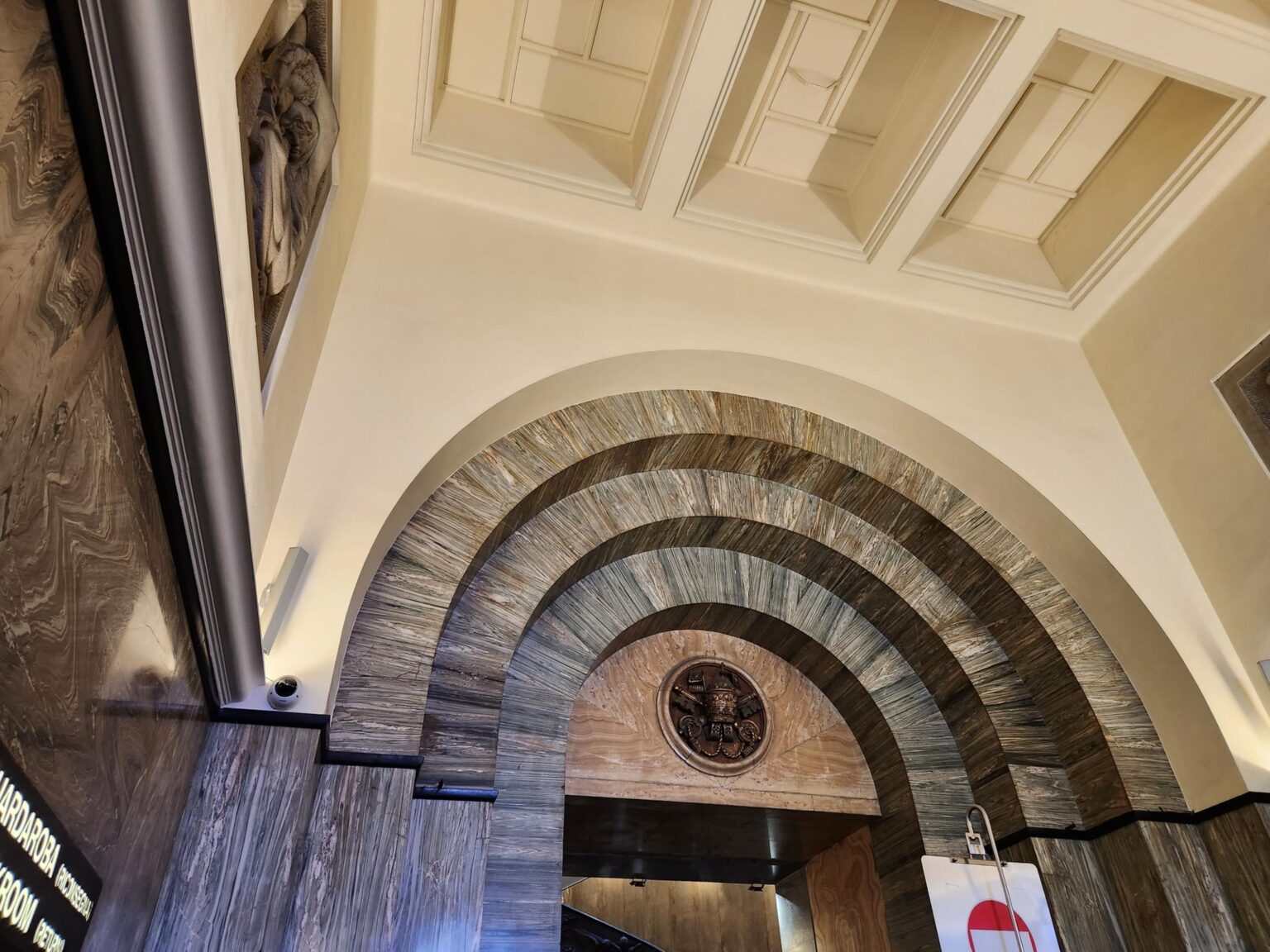 Rome in 8 Days: Walking 100 km Through a History Textbook
