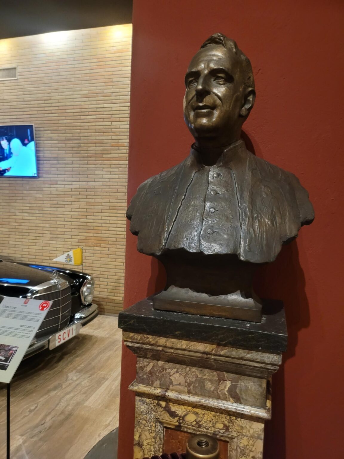 Rome in 8 Days: Walking 100 km Through a History Textbook