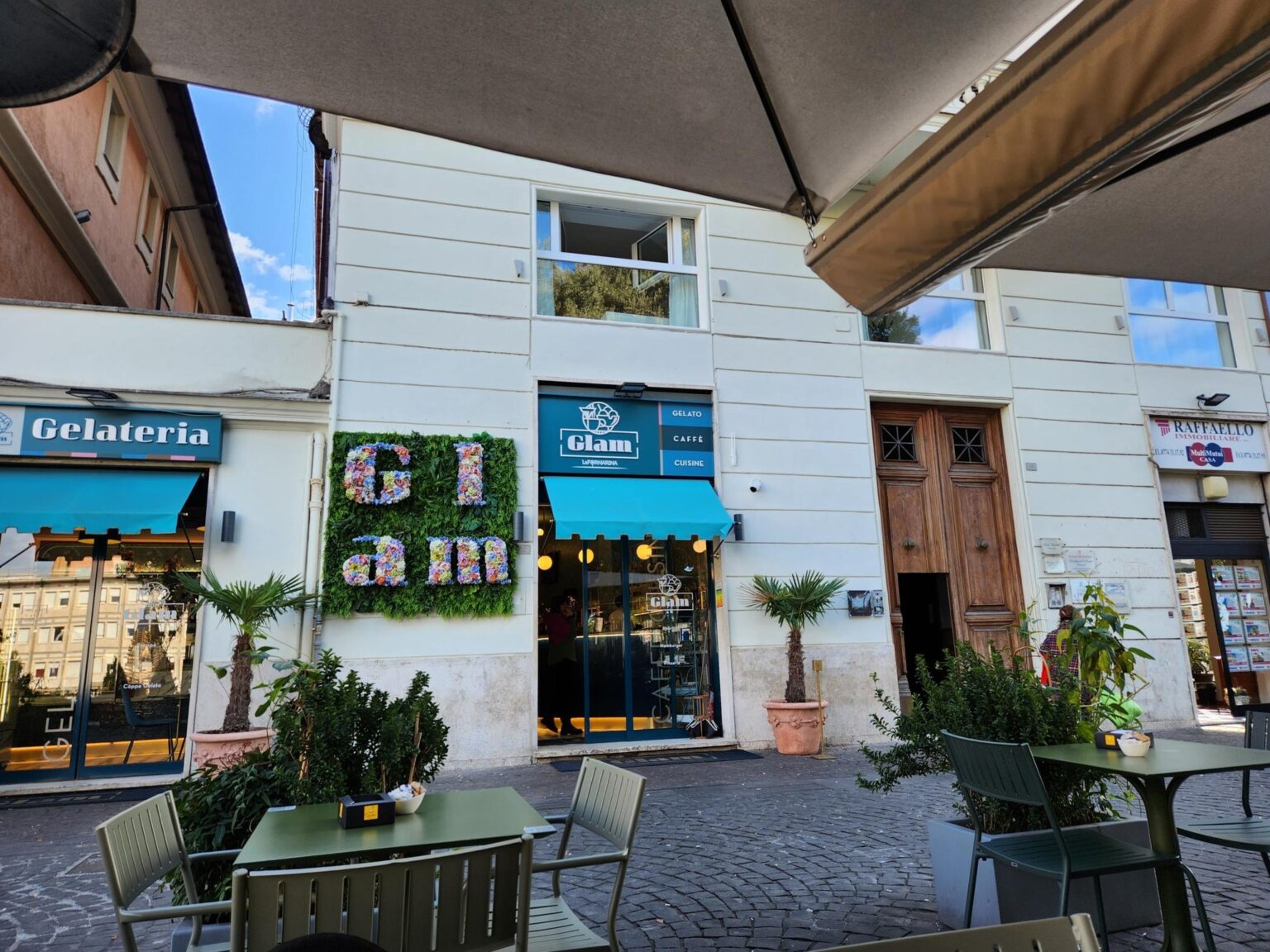 Rome in 8 Days: Walking 100 km Through a History Textbook
