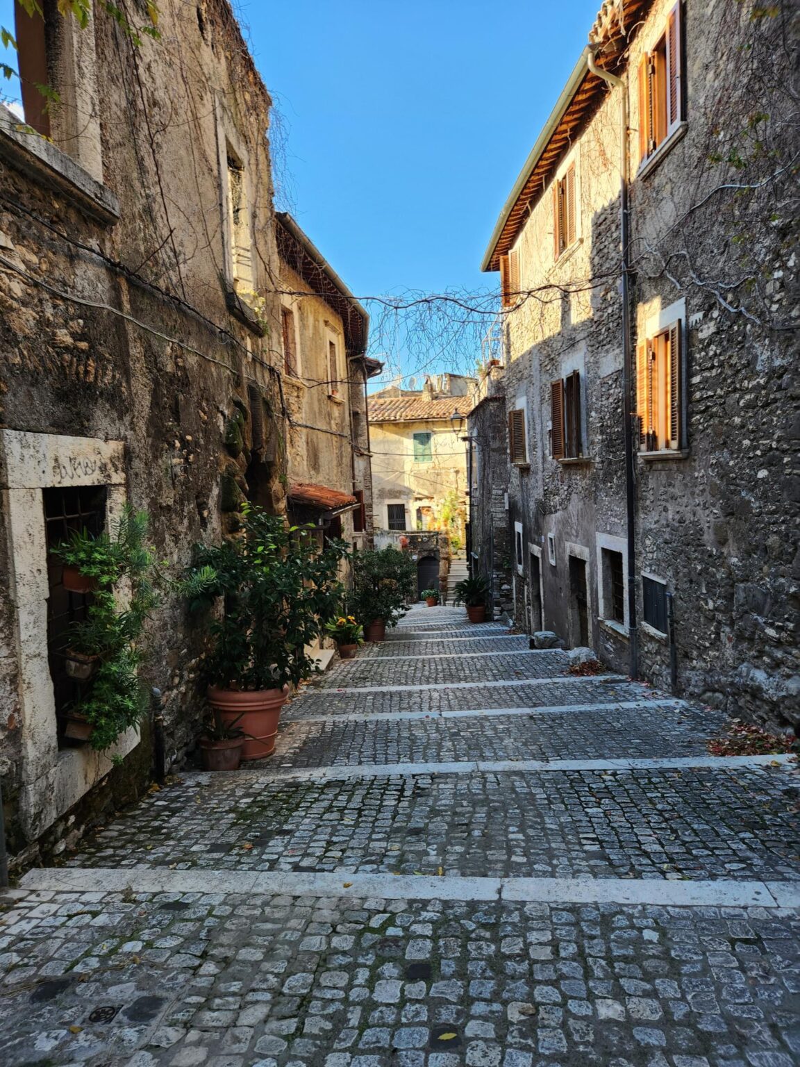 Rome in 8 Days: Walking 100 km Through a History Textbook