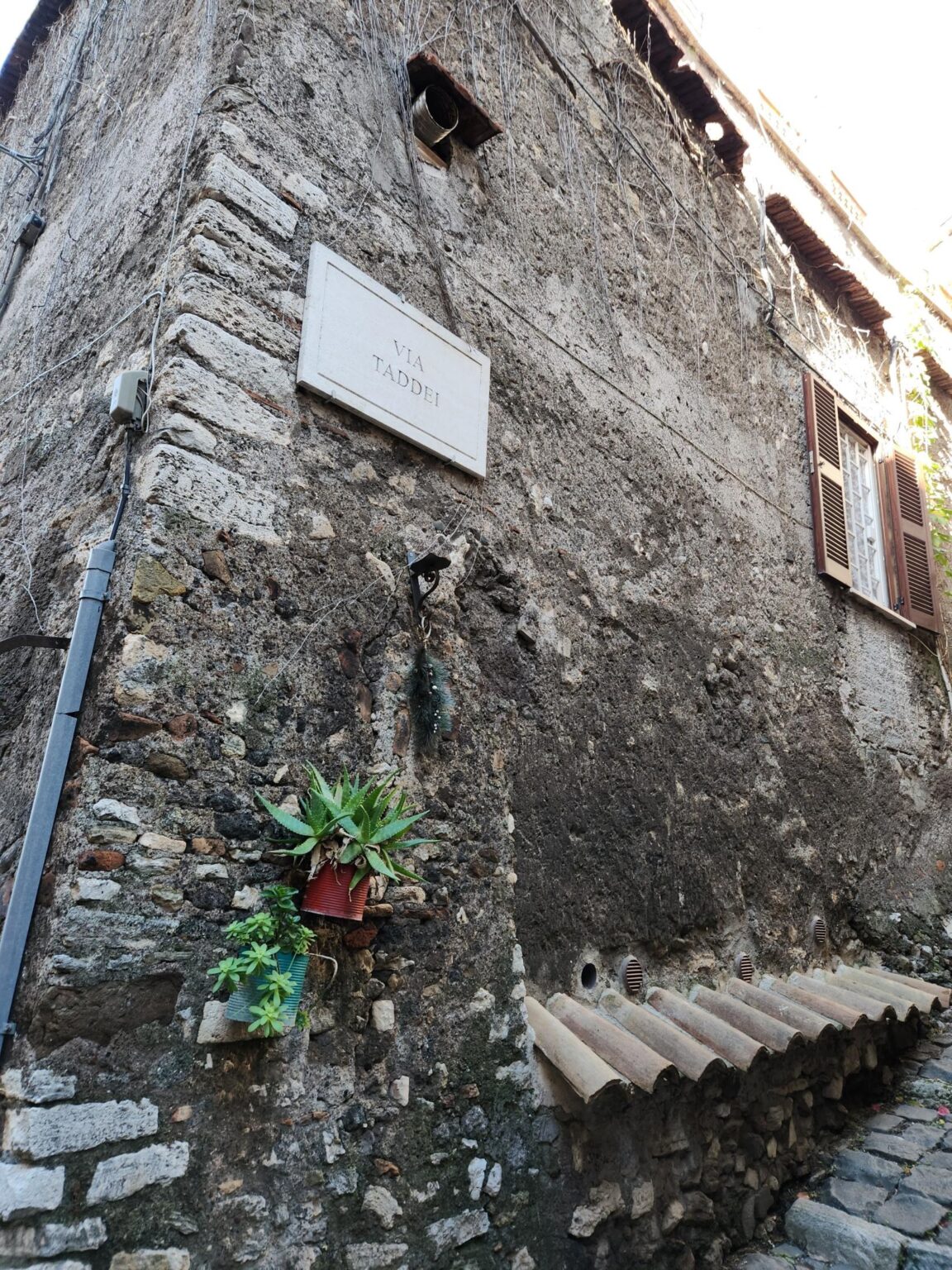 Rome in 8 Days: Walking 100 km Through a History Textbook