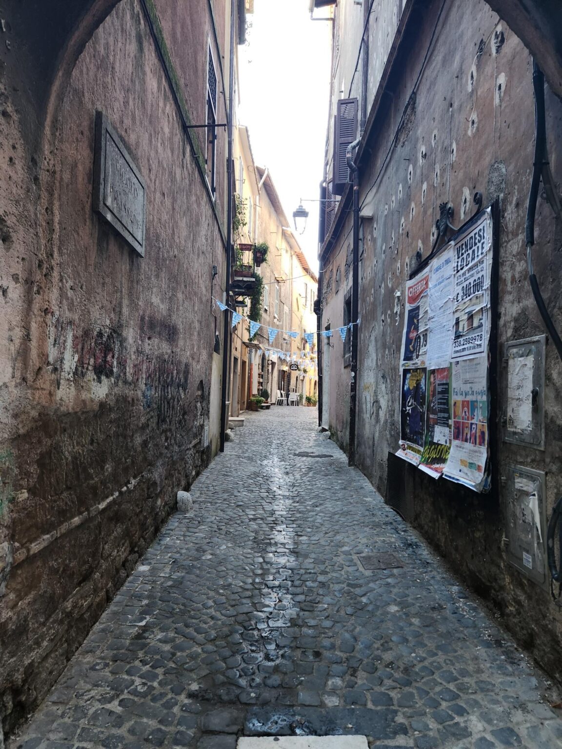 Rome in 8 Days: Walking 100 km Through a History Textbook