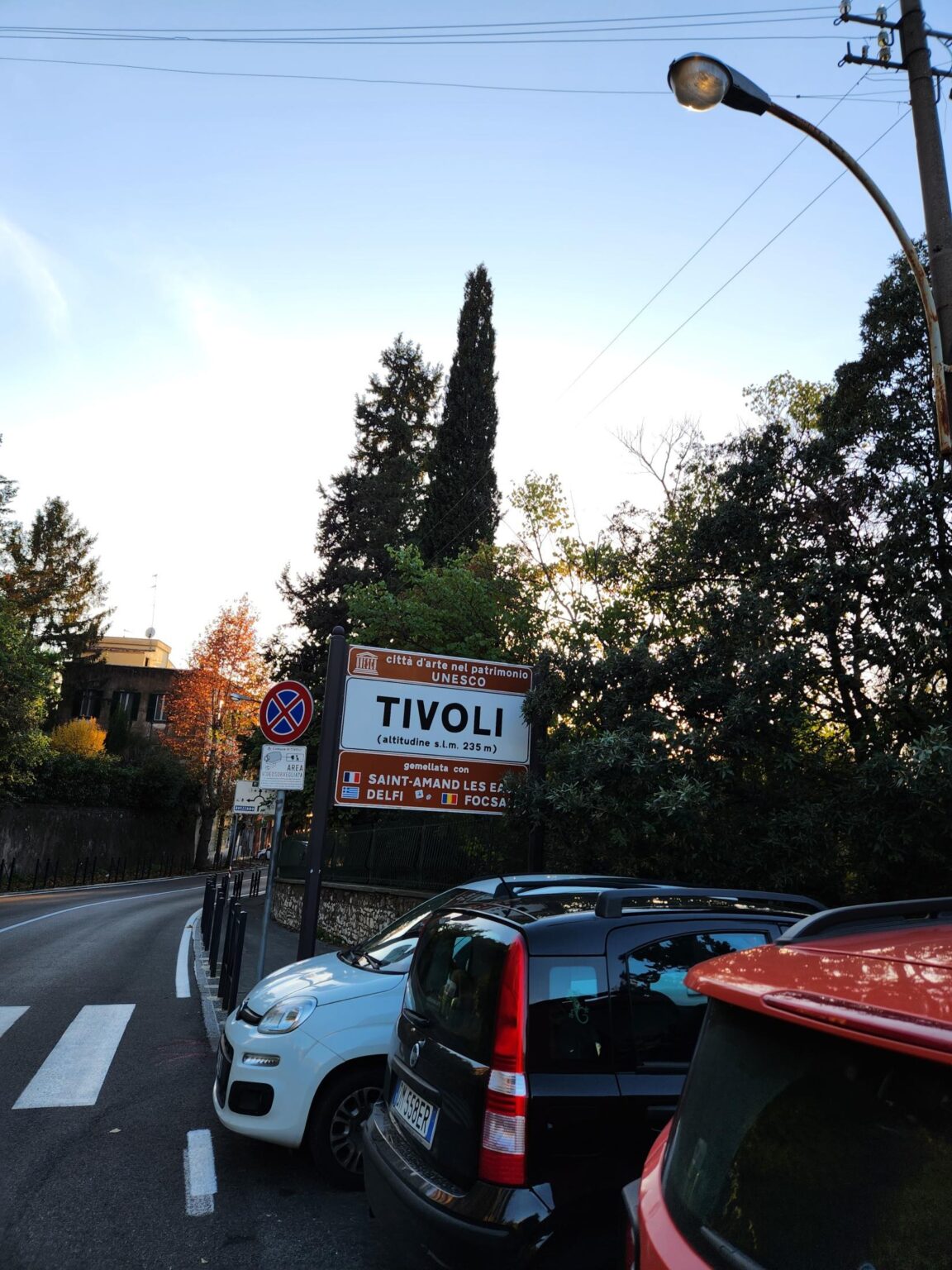Rome in 8 Days: Walking 100 km Through a History Textbook
