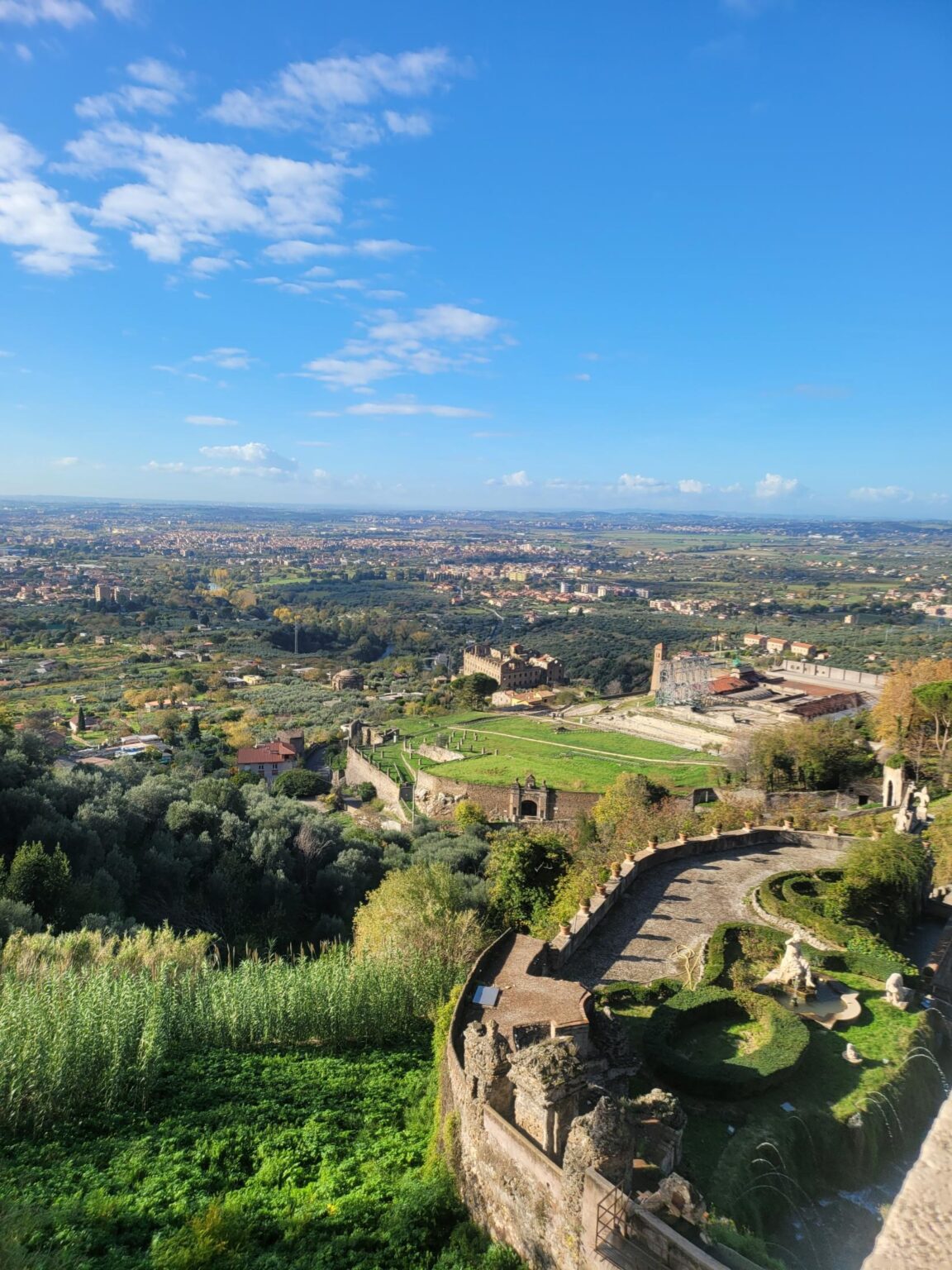 Rome in 8 Days: Walking 100 km Through a History Textbook