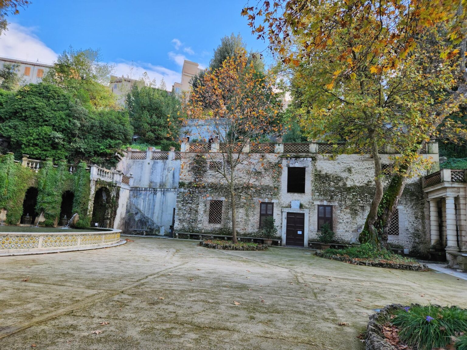 Rome in 8 Days: Walking 100 km Through a History Textbook