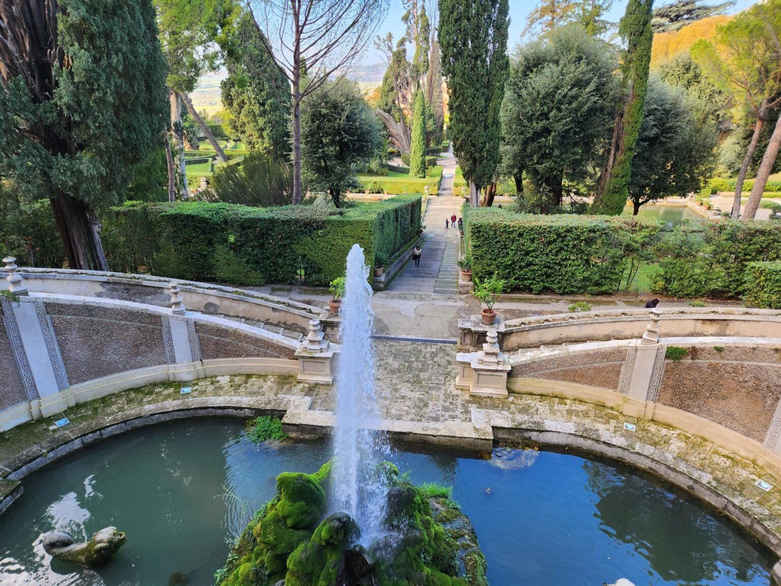 Rome in 8 Days: Walking 100 km Through a History Textbook