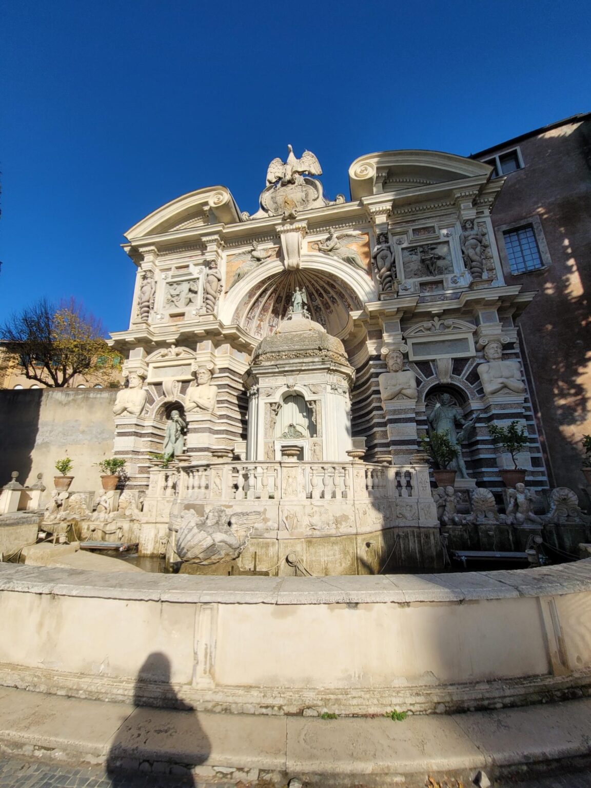 Rome in 8 Days: Walking 100 km Through a History Textbook