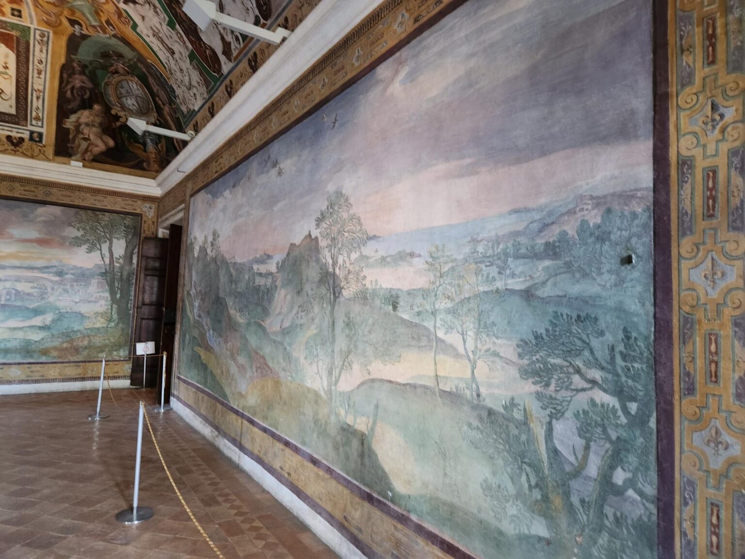 Rome in 8 Days: Walking 100 km Through a History Textbook