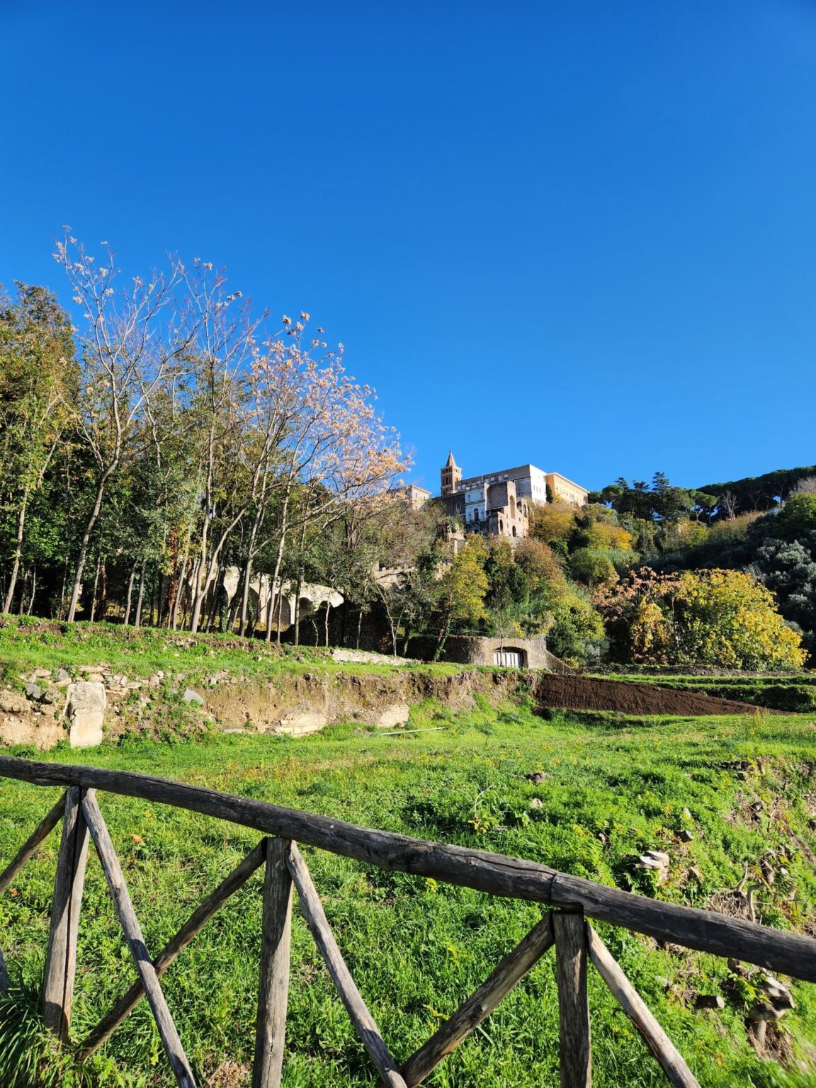 Rome in 8 Days: Walking 100 km Through a History Textbook