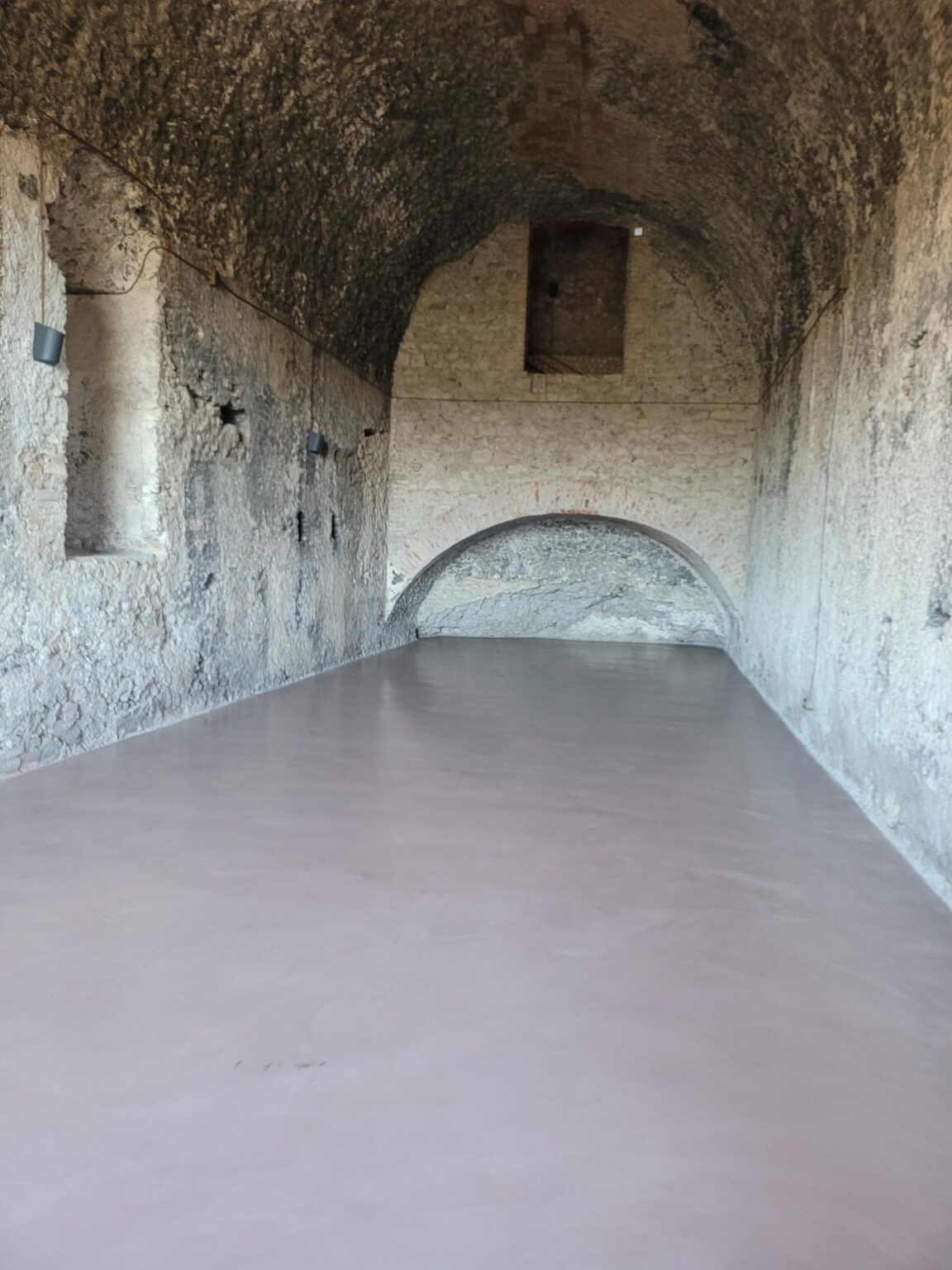 Rome in 8 Days: Walking 100 km Through a History Textbook