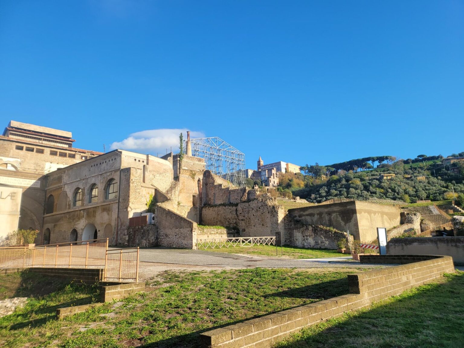 Rome in 8 Days: Walking 100 km Through a History Textbook