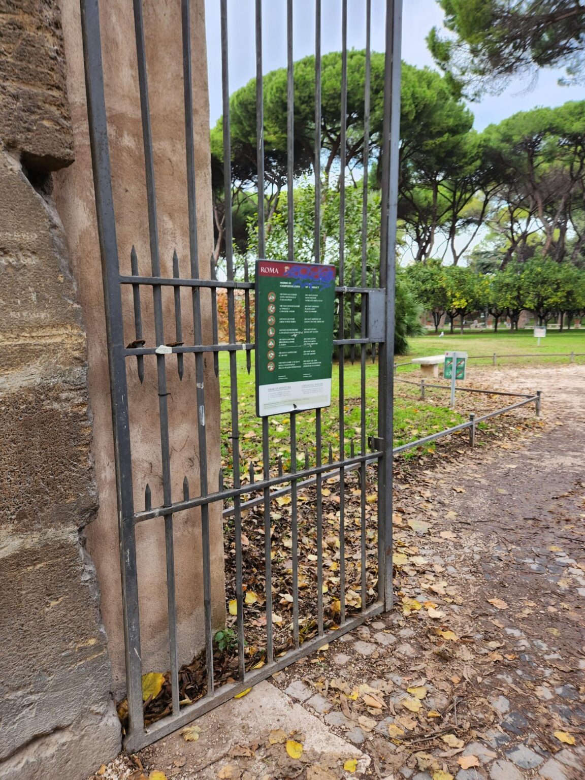 Rome in 8 Days: Walking 100 km Through a History Textbook