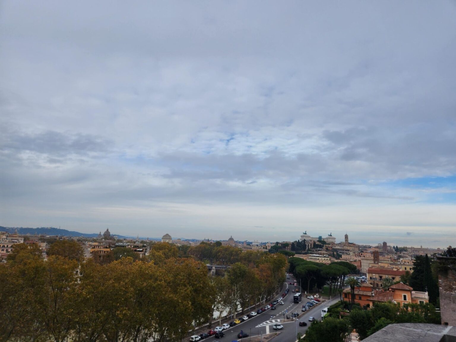 Rome in 8 Days: Walking 100 km Through a History Textbook