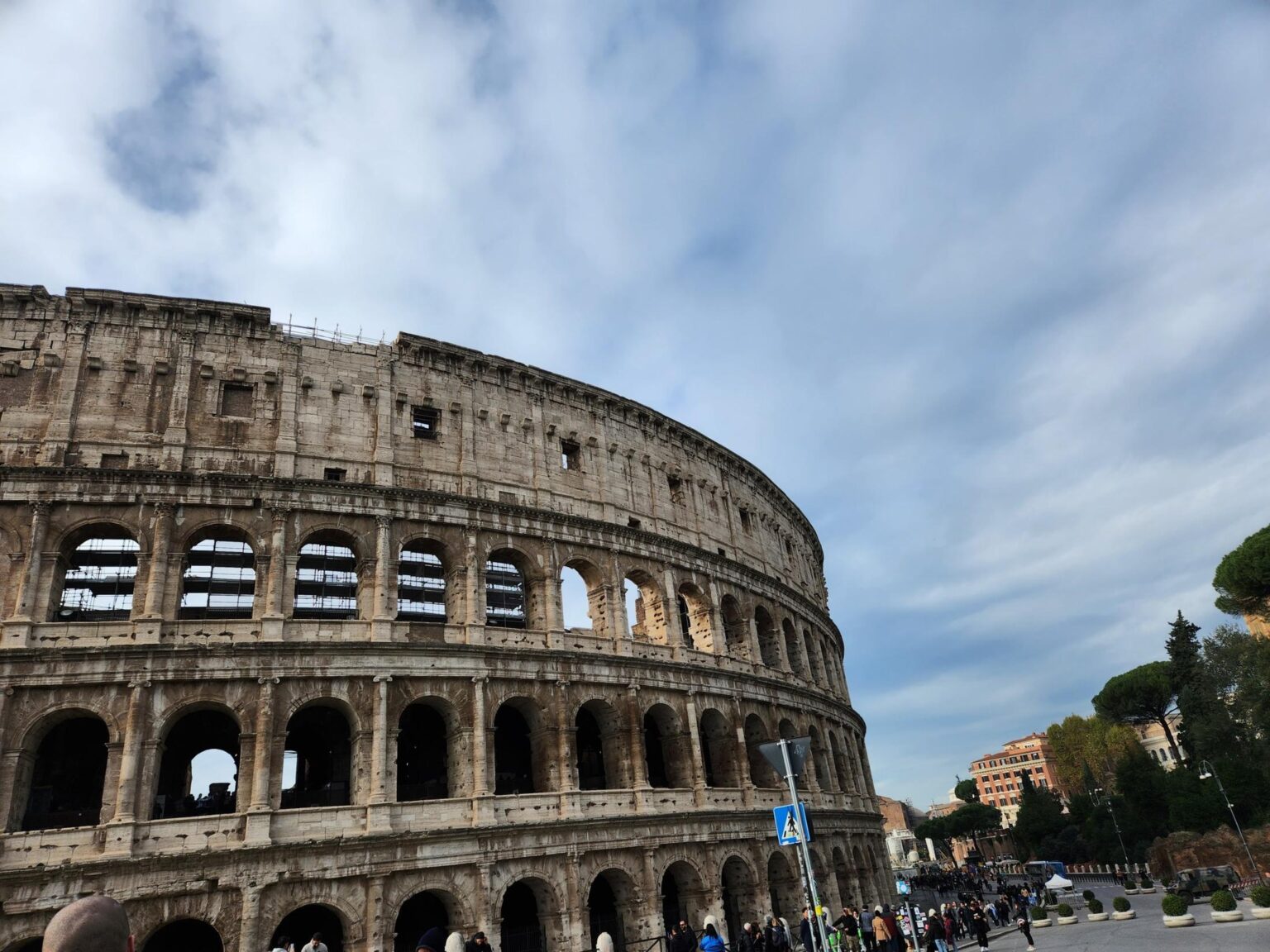 Rome in 8 Days: Walking 100 km Through a History Textbook
