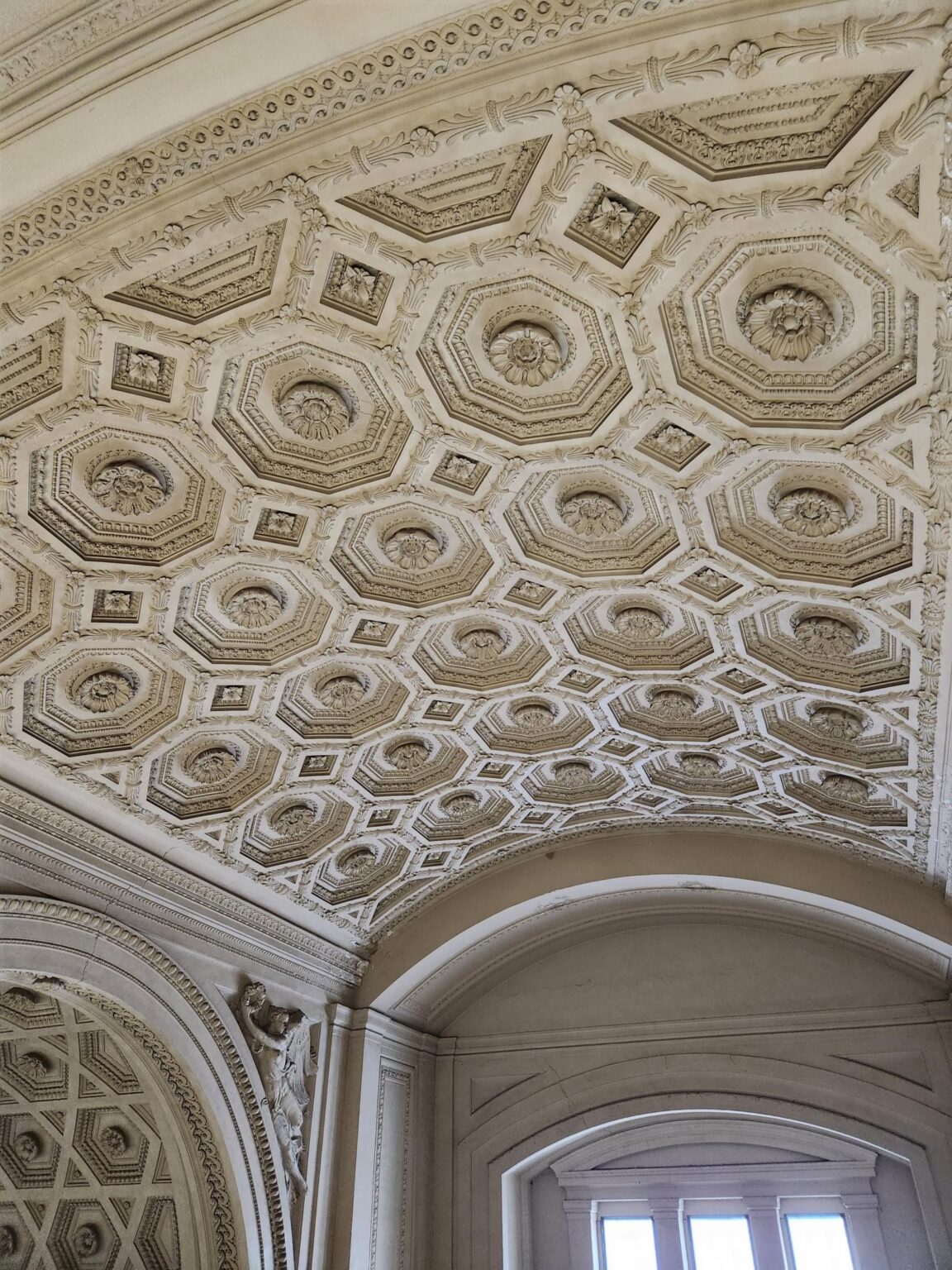 Rome in 8 Days: Walking 100 km Through a History Textbook
