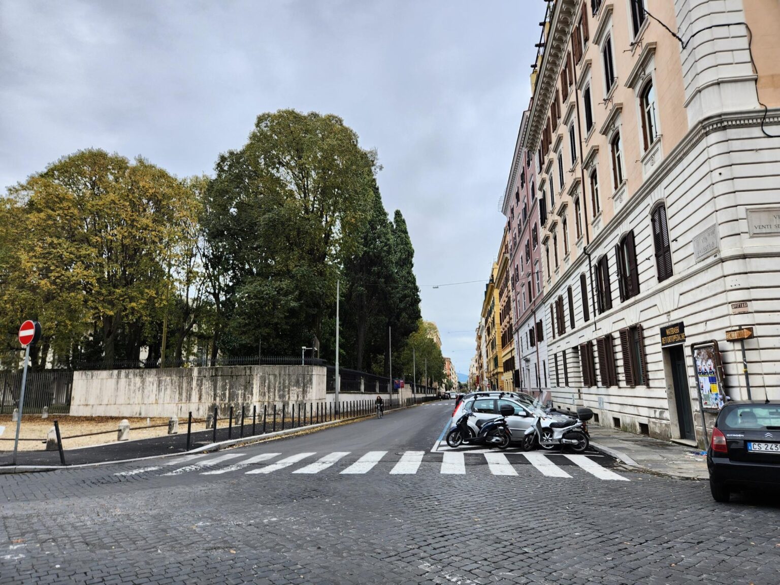 Rome in 8 Days: Walking 100 km Through a History Textbook