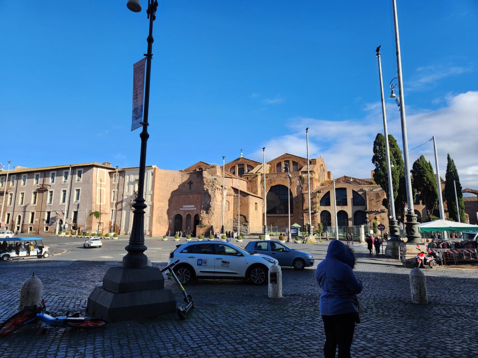Rome in 8 Days: Walking 100 km Through a History Textbook