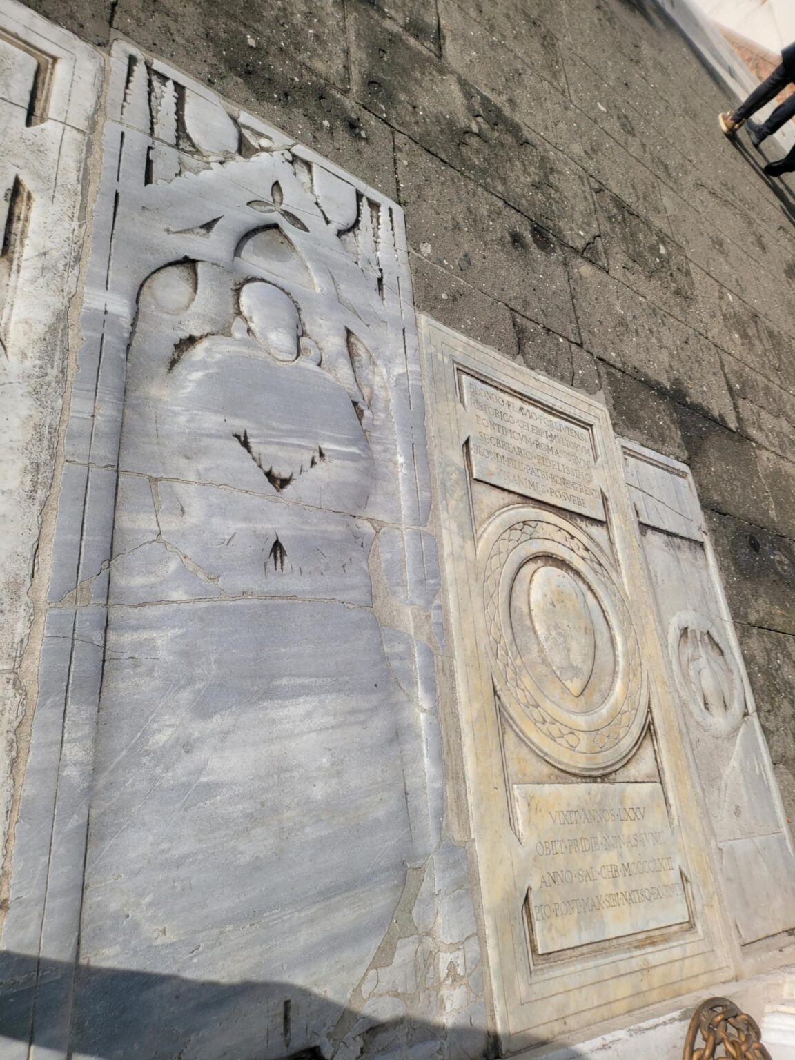Rome in 8 Days: Walking 100 km Through a History Textbook