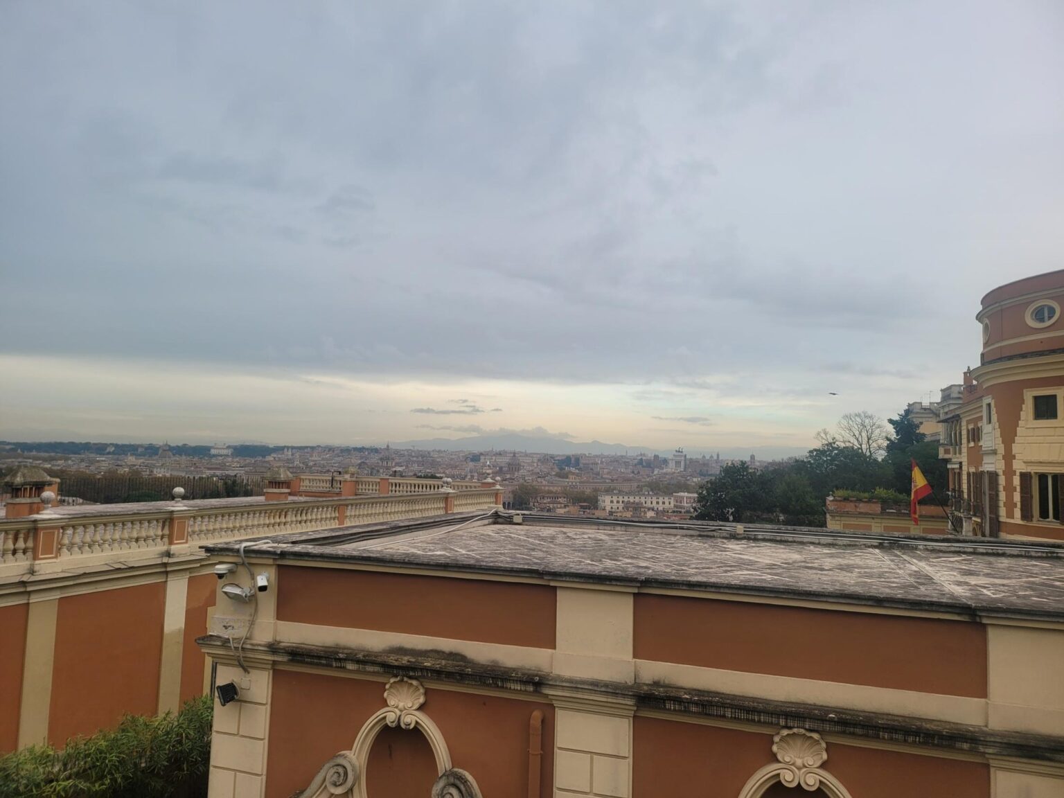 Rome in 8 Days: Walking 100 km Through a History Textbook