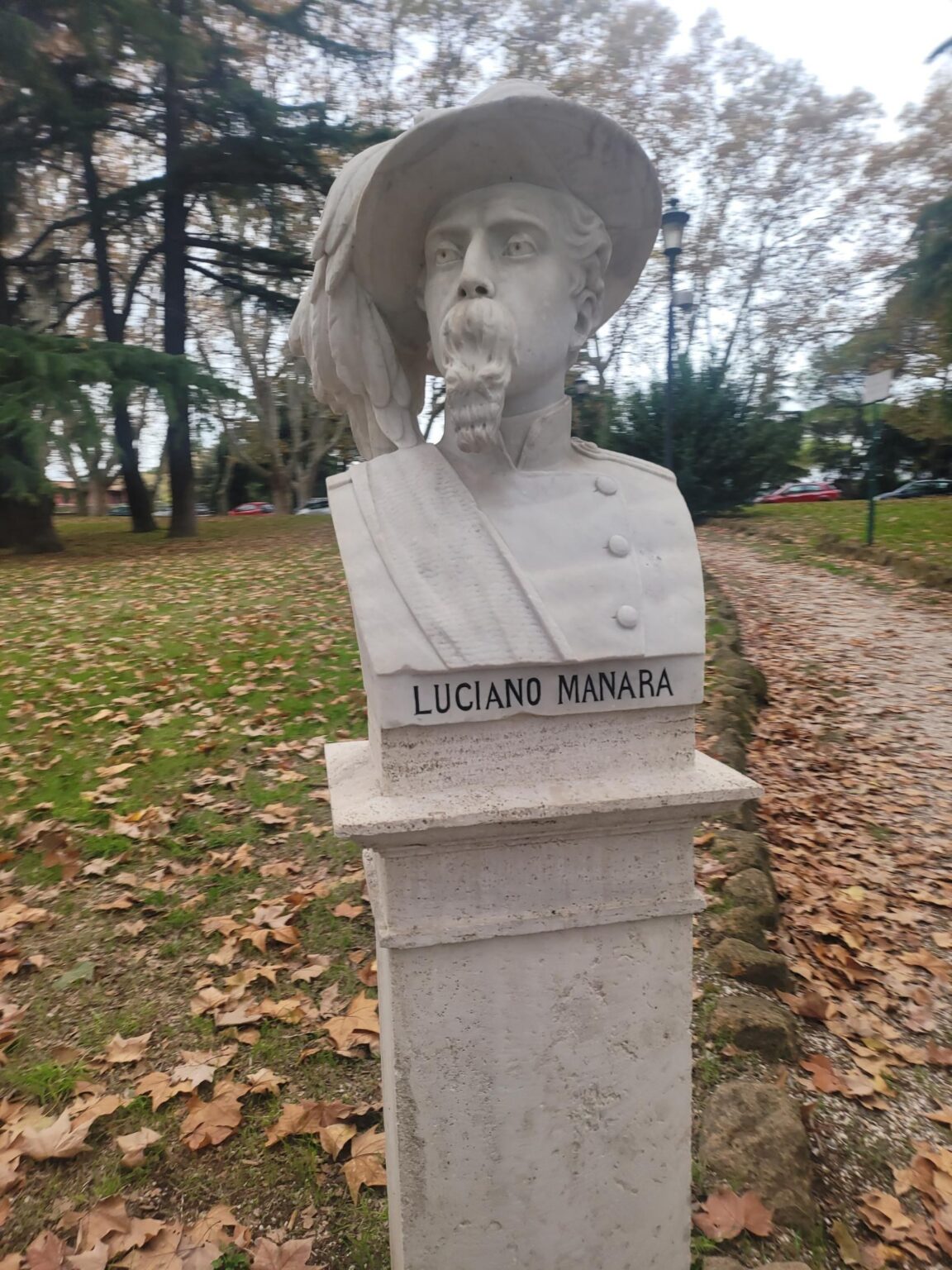 Rome in 8 Days: Walking 100 km Through a History Textbook