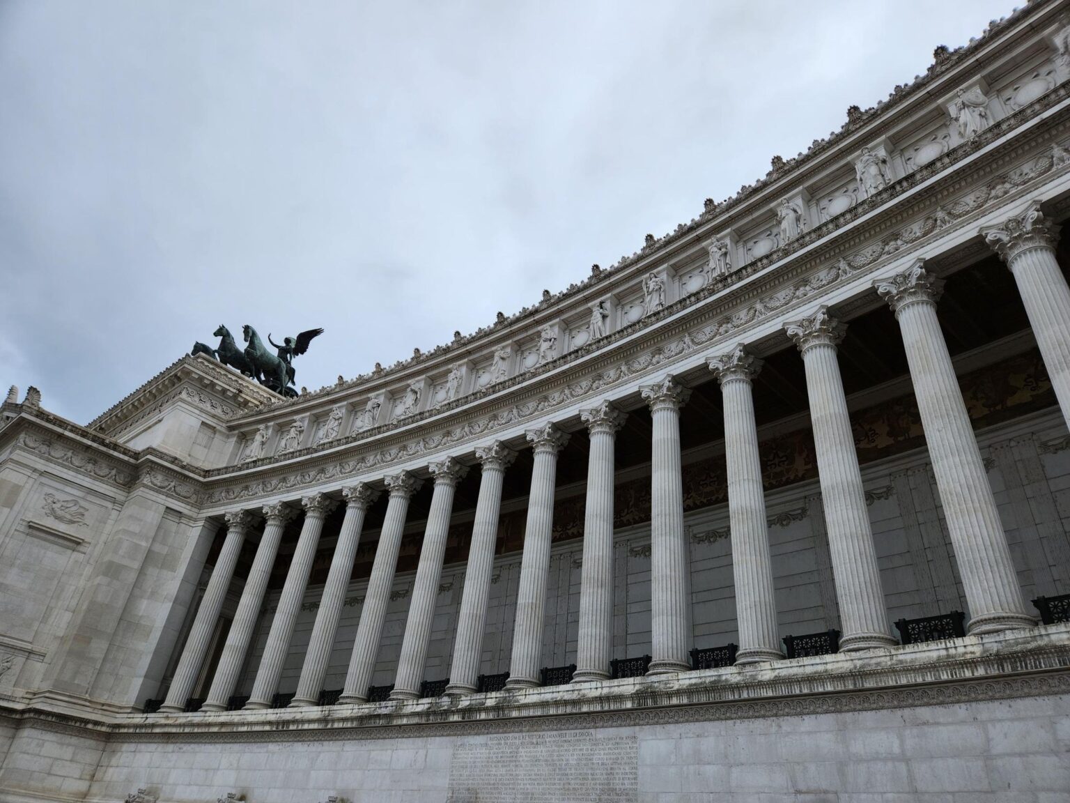Rome in 8 Days: Walking 100 km Through a History Textbook
