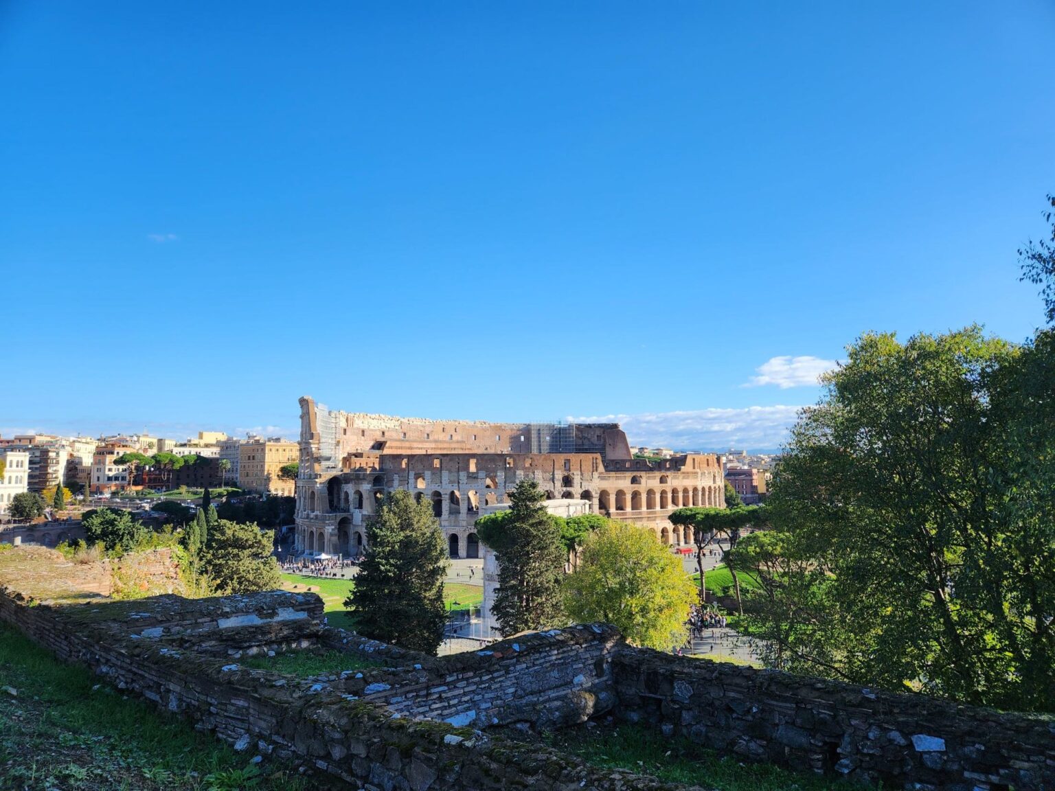 Rome in 8 Days: Walking 100 km Through a History Textbook