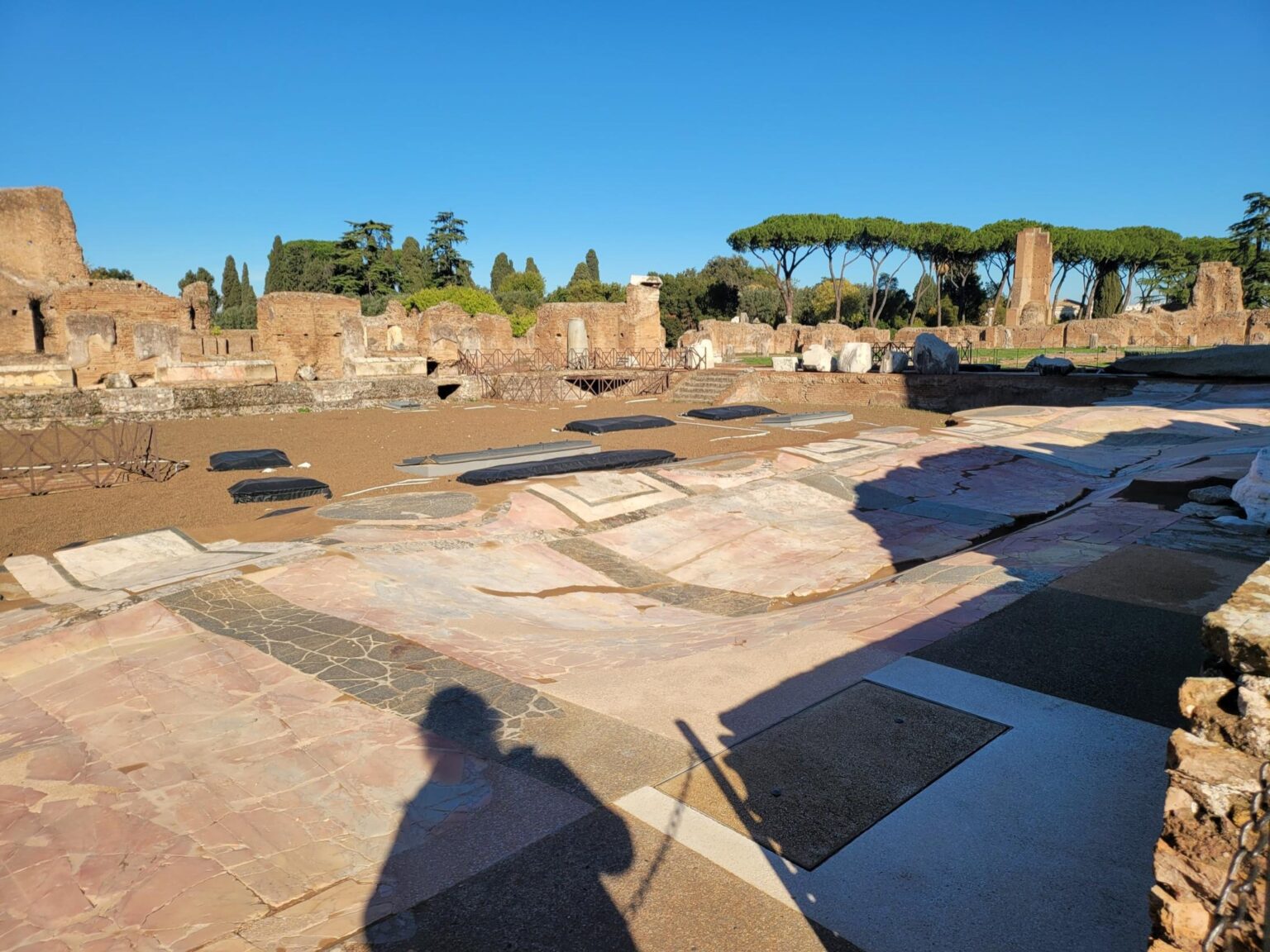 Rome in 8 Days: Walking 100 km Through a History Textbook