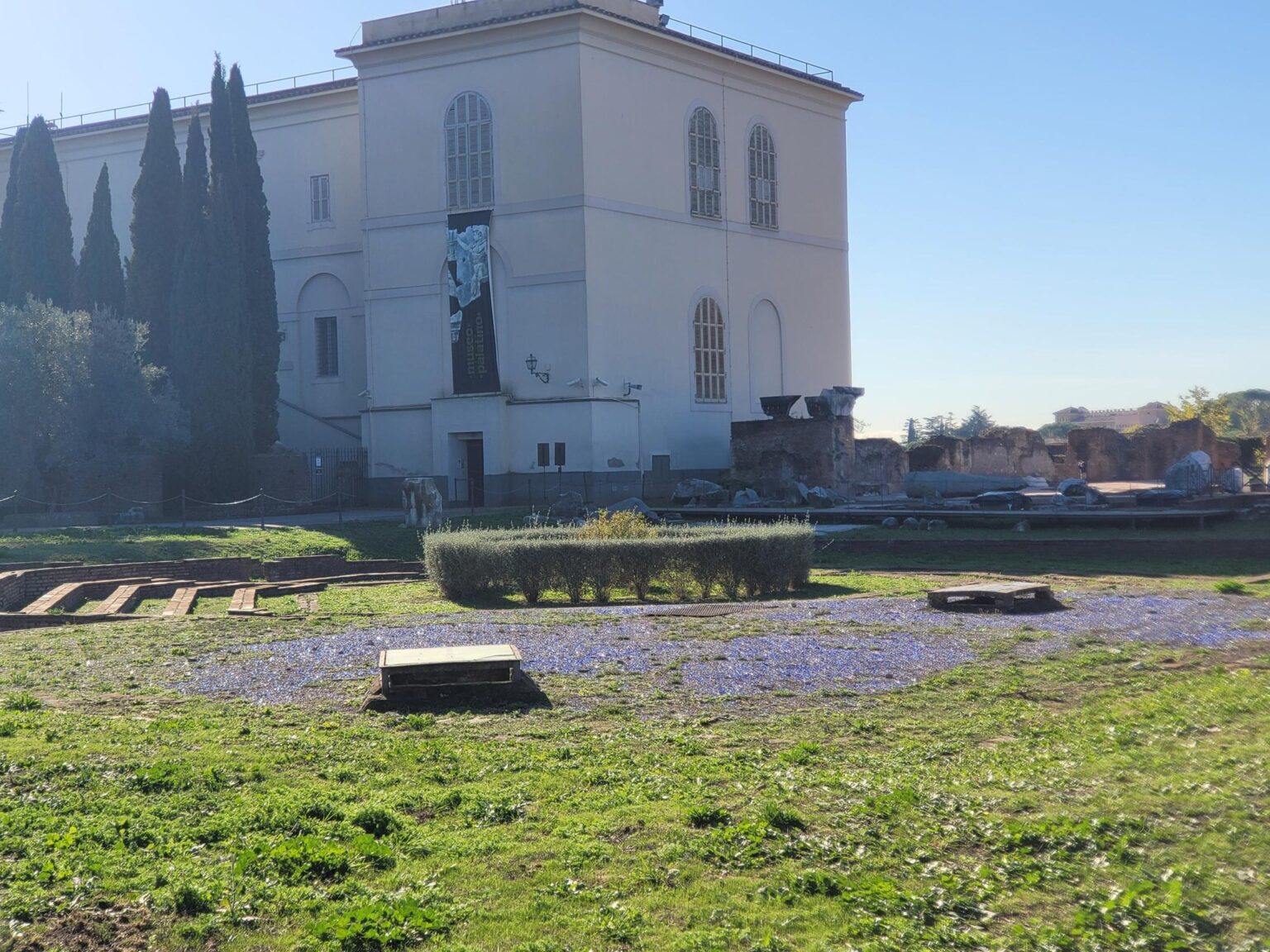 Rome in 8 Days: Walking 100 km Through a History Textbook