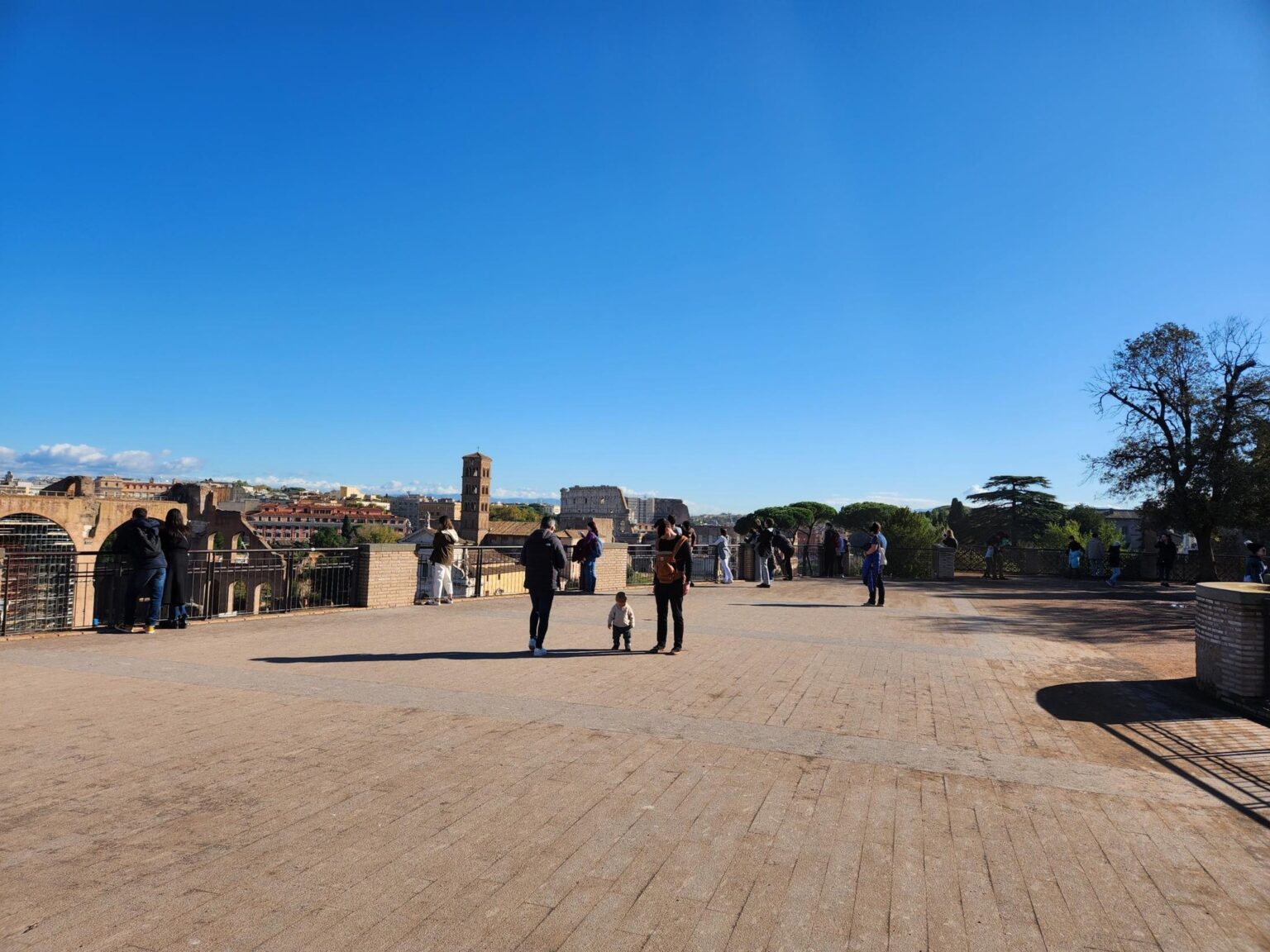 Rome in 8 Days: Walking 100 km Through a History Textbook
