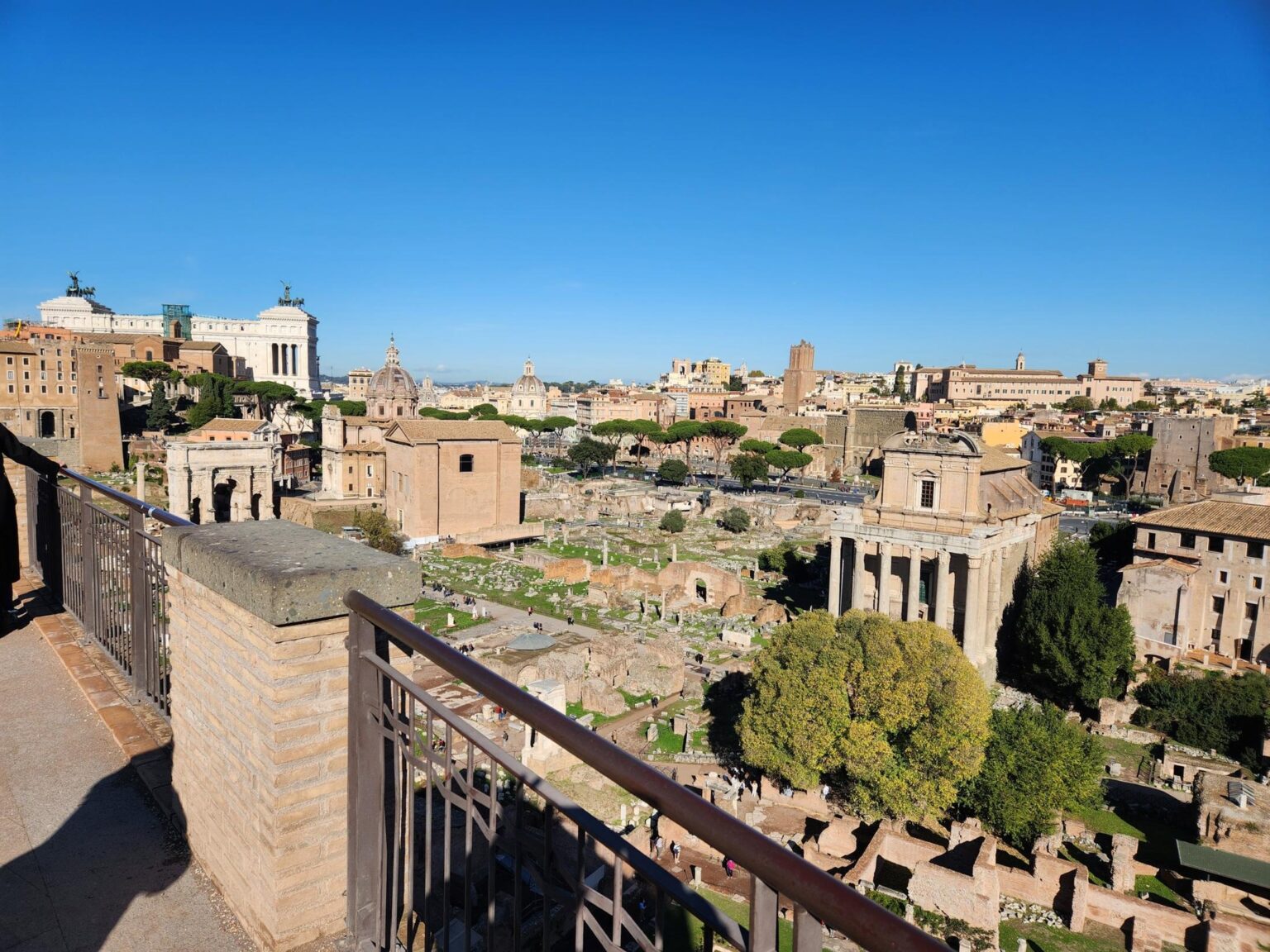 Rome in 8 Days: Walking 100 km Through a History Textbook