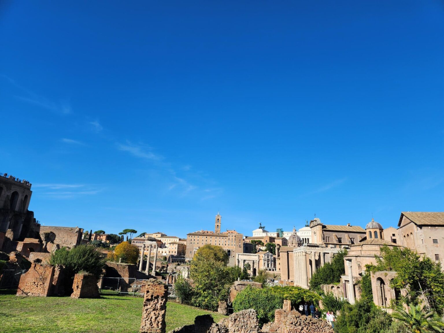 Rome in 8 Days: Walking 100 km Through a History Textbook