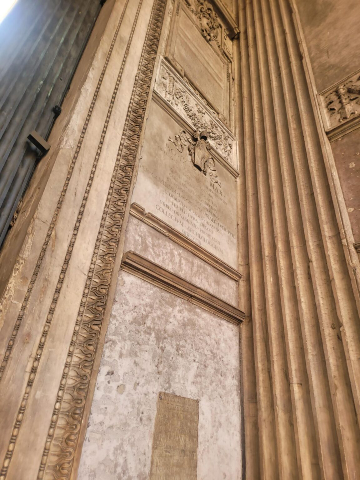 Rome in 8 Days: Walking 100 km Through a History Textbook