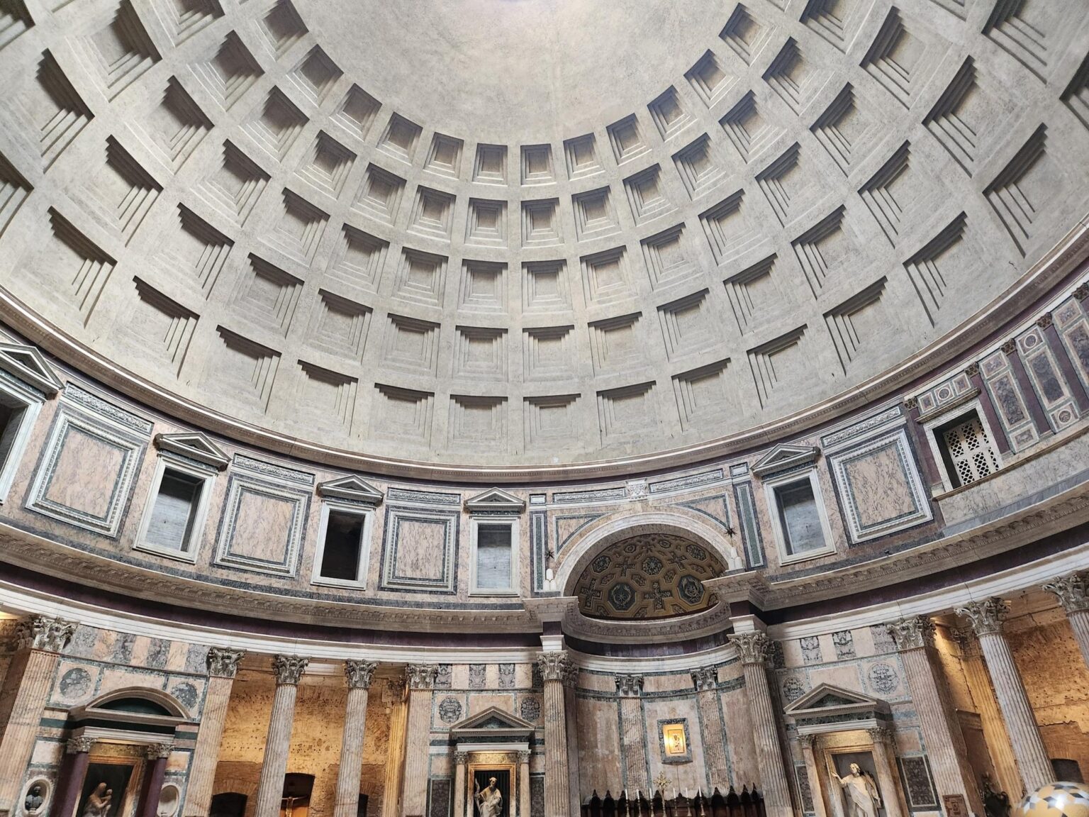 Rome in 8 Days: Walking 100 km Through a History Textbook