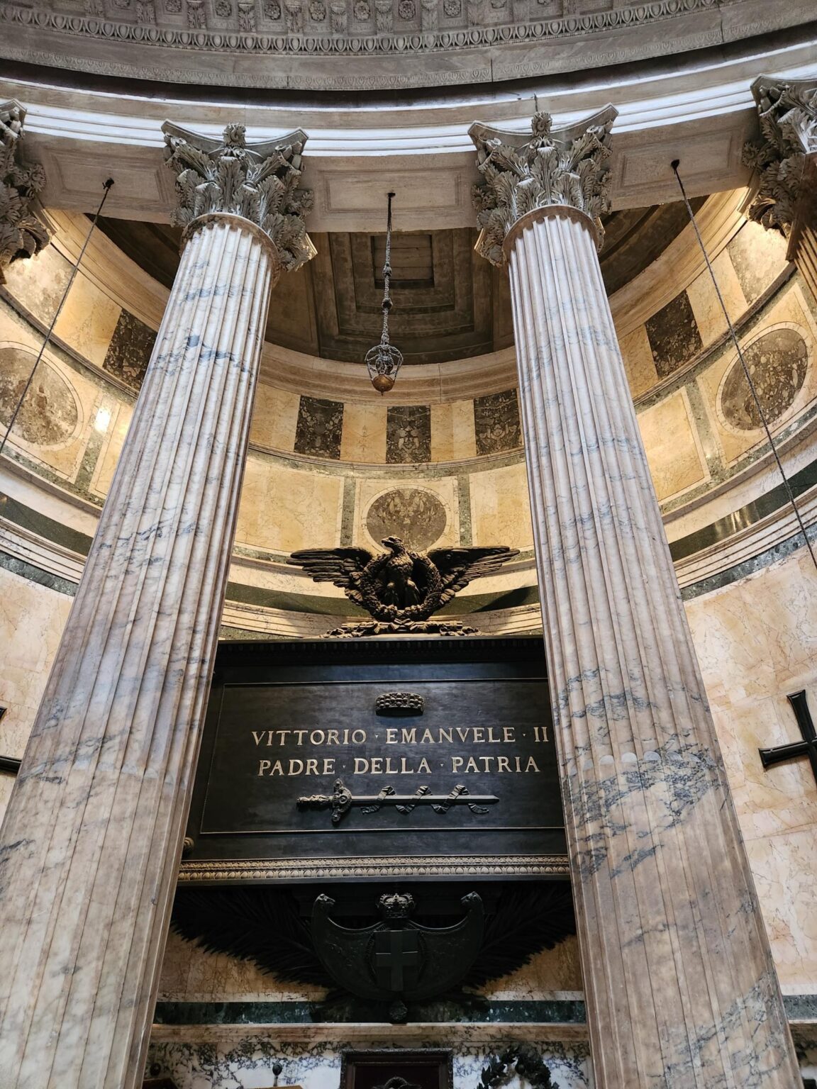 Rome in 8 Days: Walking 100 km Through a History Textbook