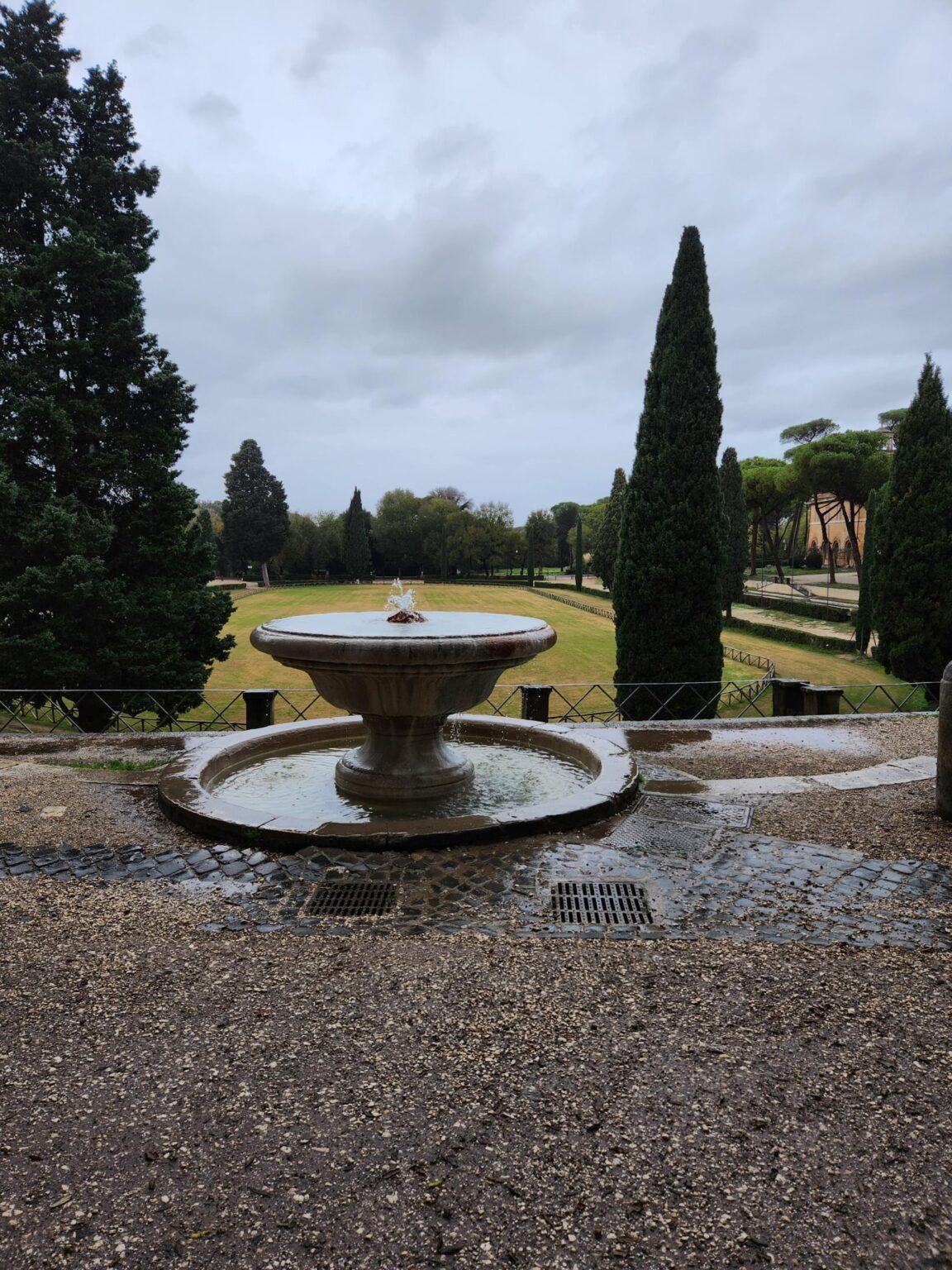 Rome in 8 Days: Walking 100 km Through a History Textbook