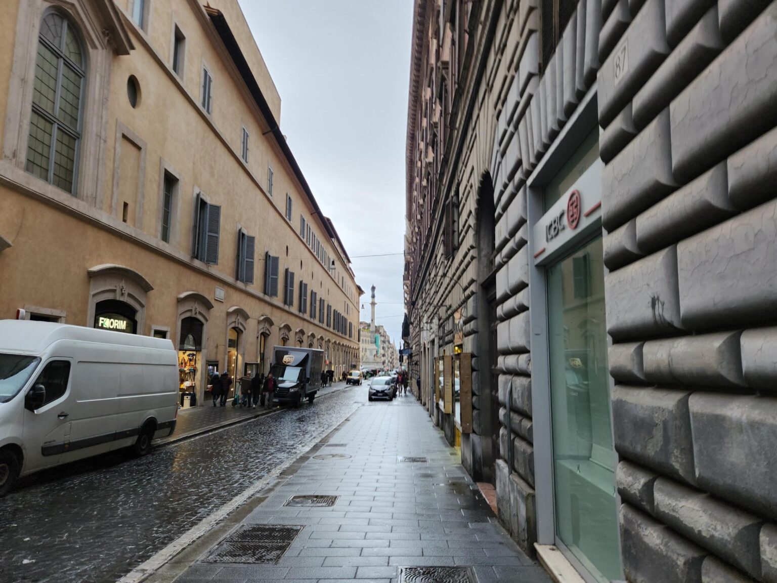 Rome in 8 Days: Walking 100 km Through a History Textbook