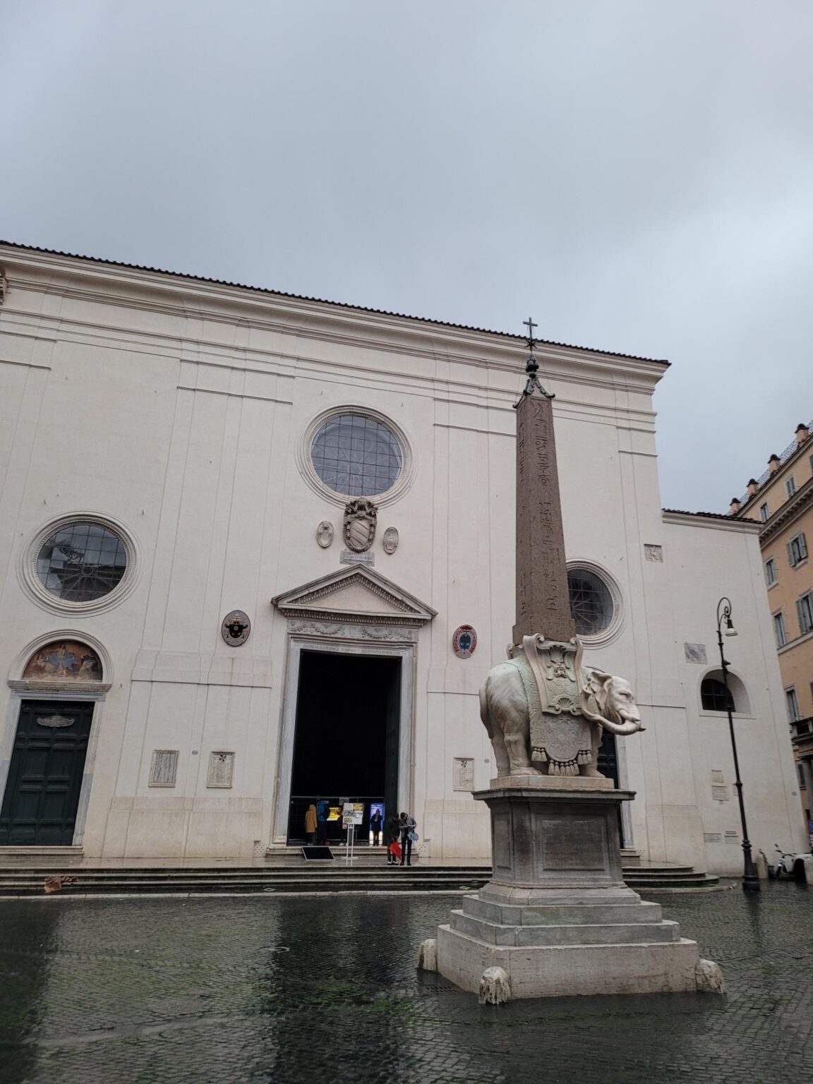 Rome in 8 Days: Walking 100 km Through a History Textbook