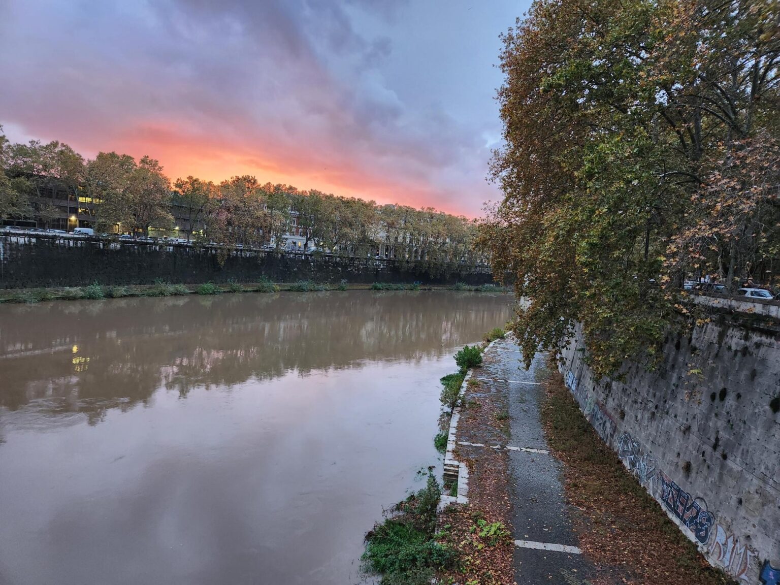 Rome in 8 Days: Walking 100 km Through a History Textbook