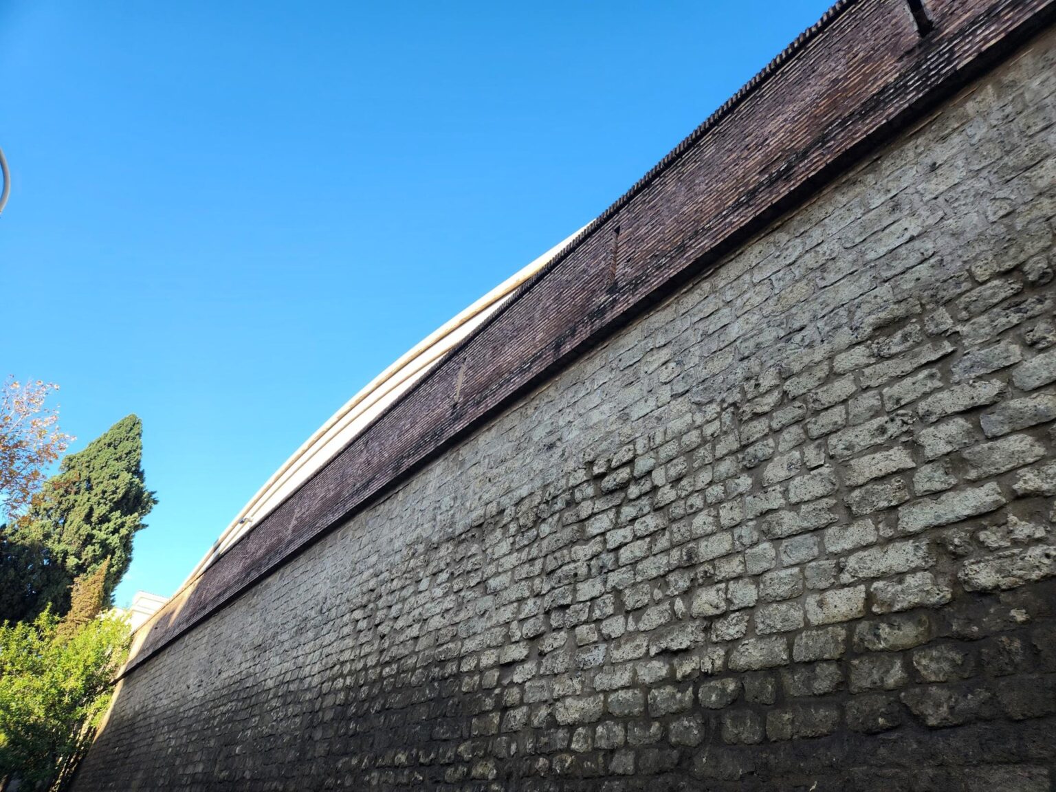 Rome in 8 Days: Walking 100 km Through a History Textbook