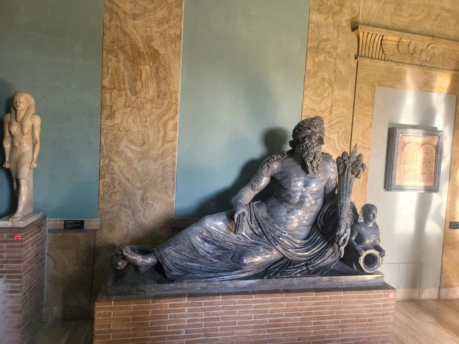 Rome in 8 Days: Walking 100 km Through a History Textbook