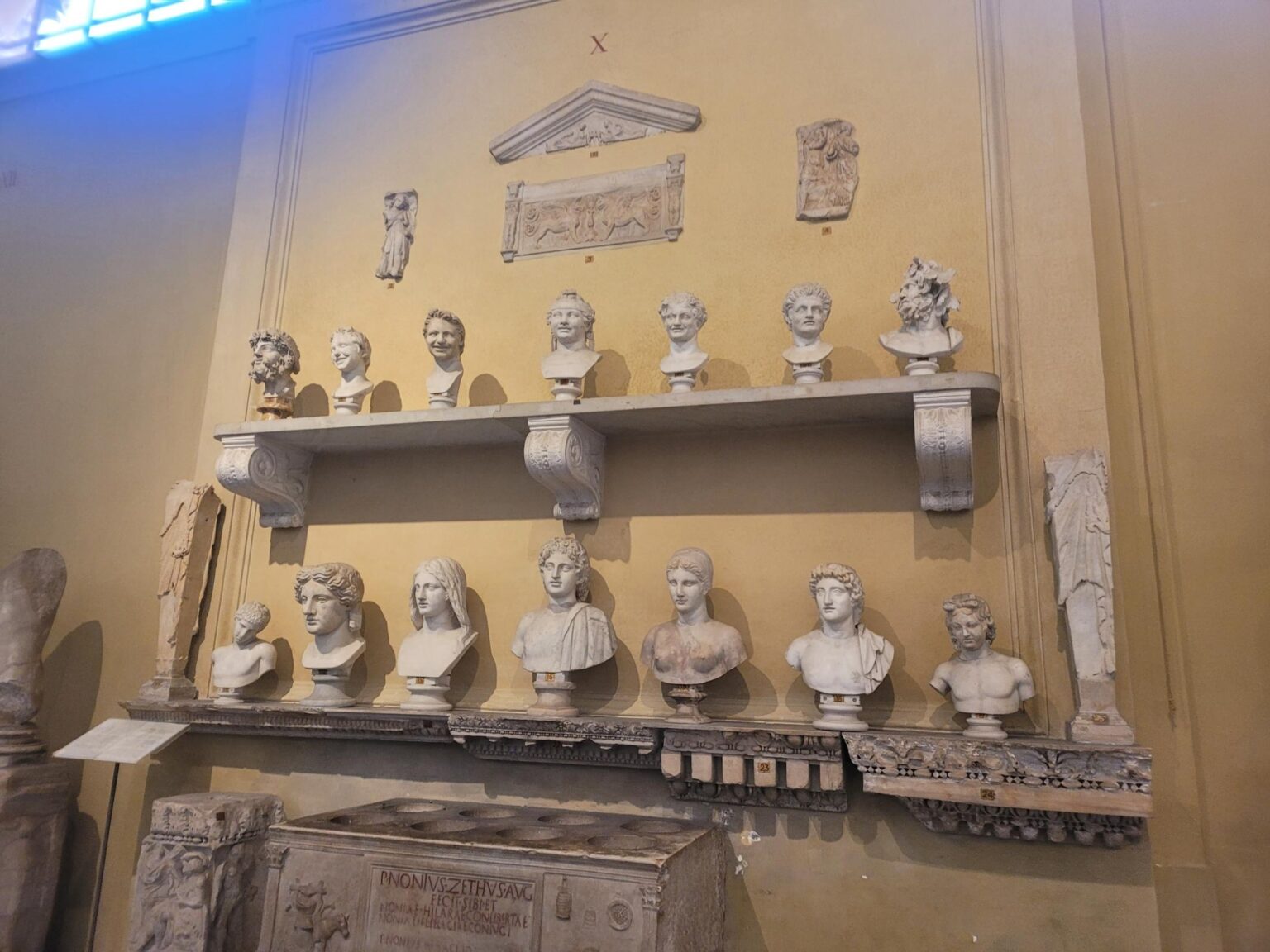 Rome in 8 Days: Walking 100 km Through a History Textbook