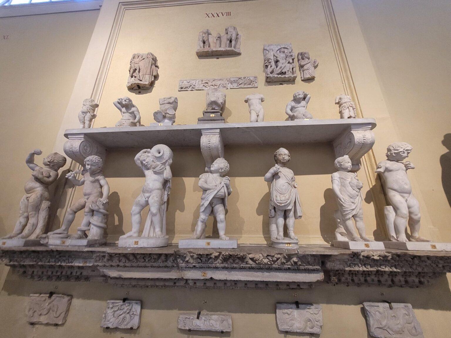 Rome in 8 Days: Walking 100 km Through a History Textbook