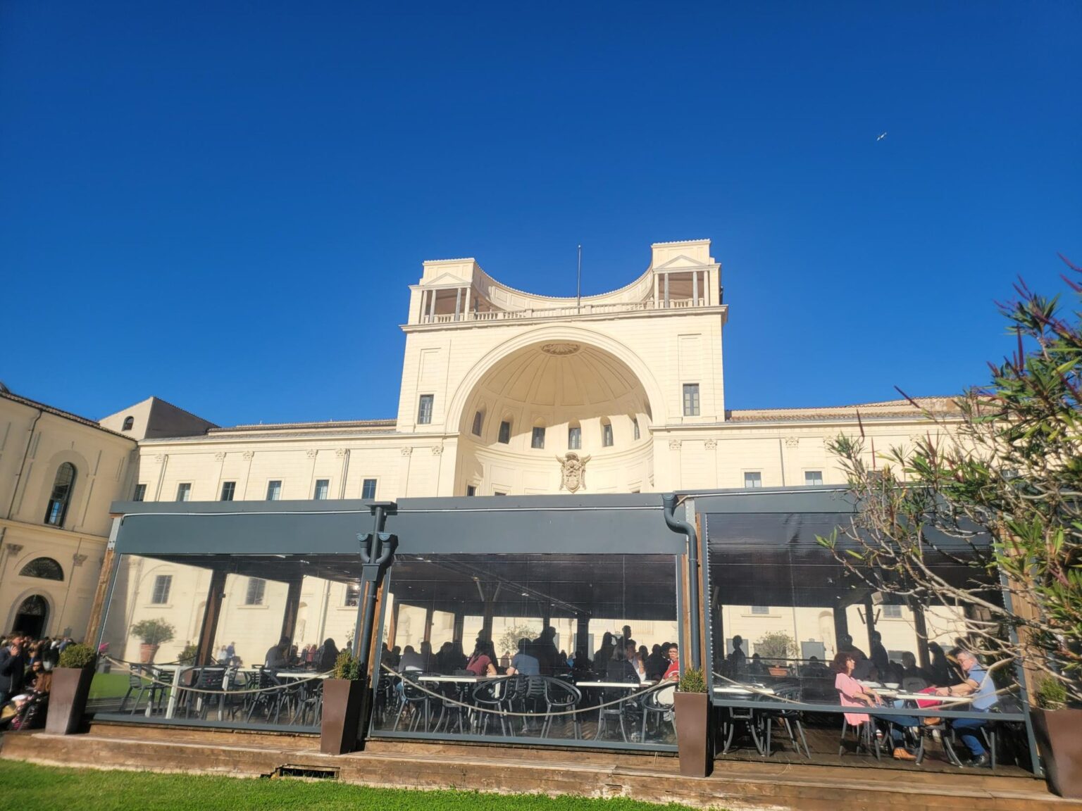 Rome in 8 Days: Walking 100 km Through a History Textbook