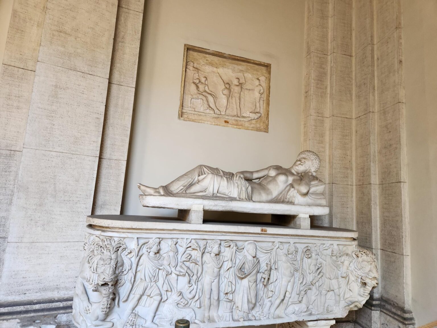 Rome in 8 Days: Walking 100 km Through a History Textbook